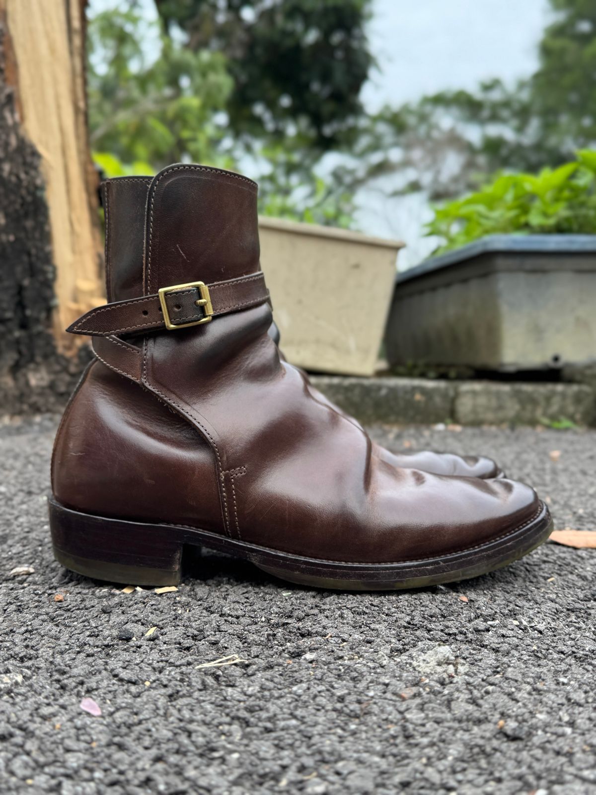 Photo by mk_alexchong on March 20, 2025 of the XBXS Jodhpur in Maryam Brown Horsebutt.