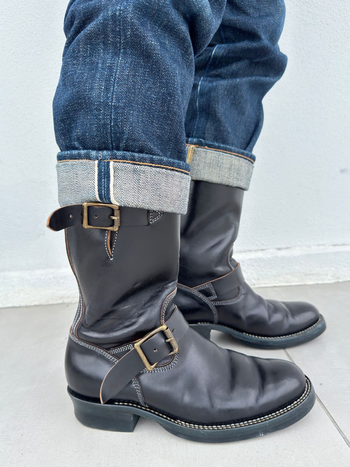 Photo by mk_alexchong on November 26, 2025 of the Flame Panda Engineer Boot in FP Natural Shell cordovan - Overdyed Brown Then Black.