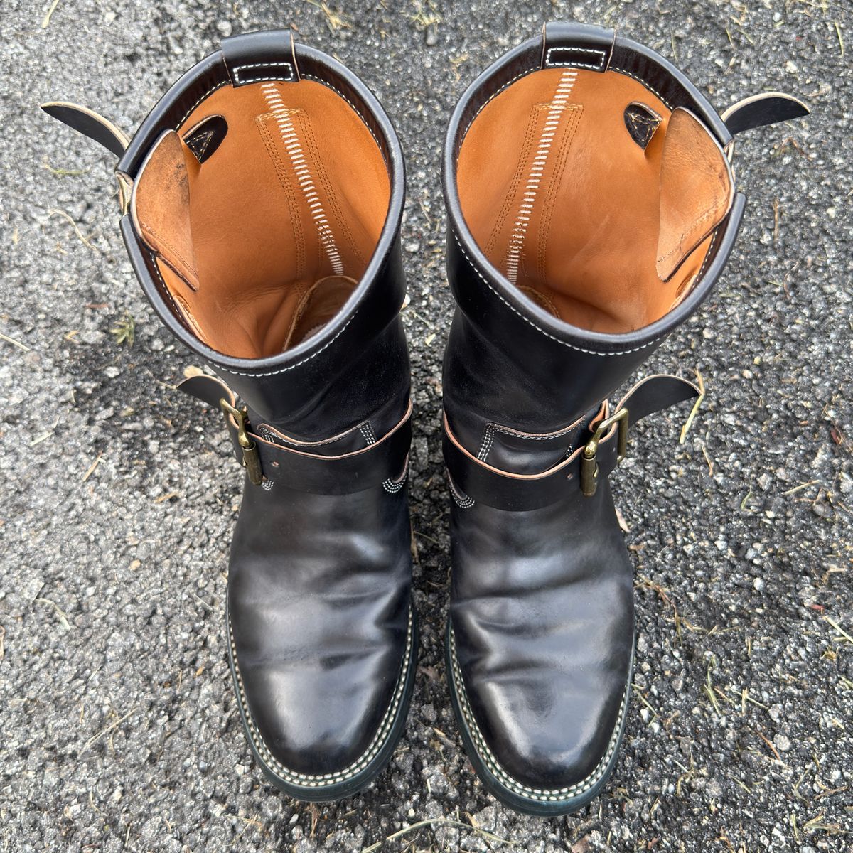 Photo by mk_alexchong on November 21, 2025 of the Flame Panda Engineer Boot in FP Natural Shell cordovan - Overdyed Brown Then Black.