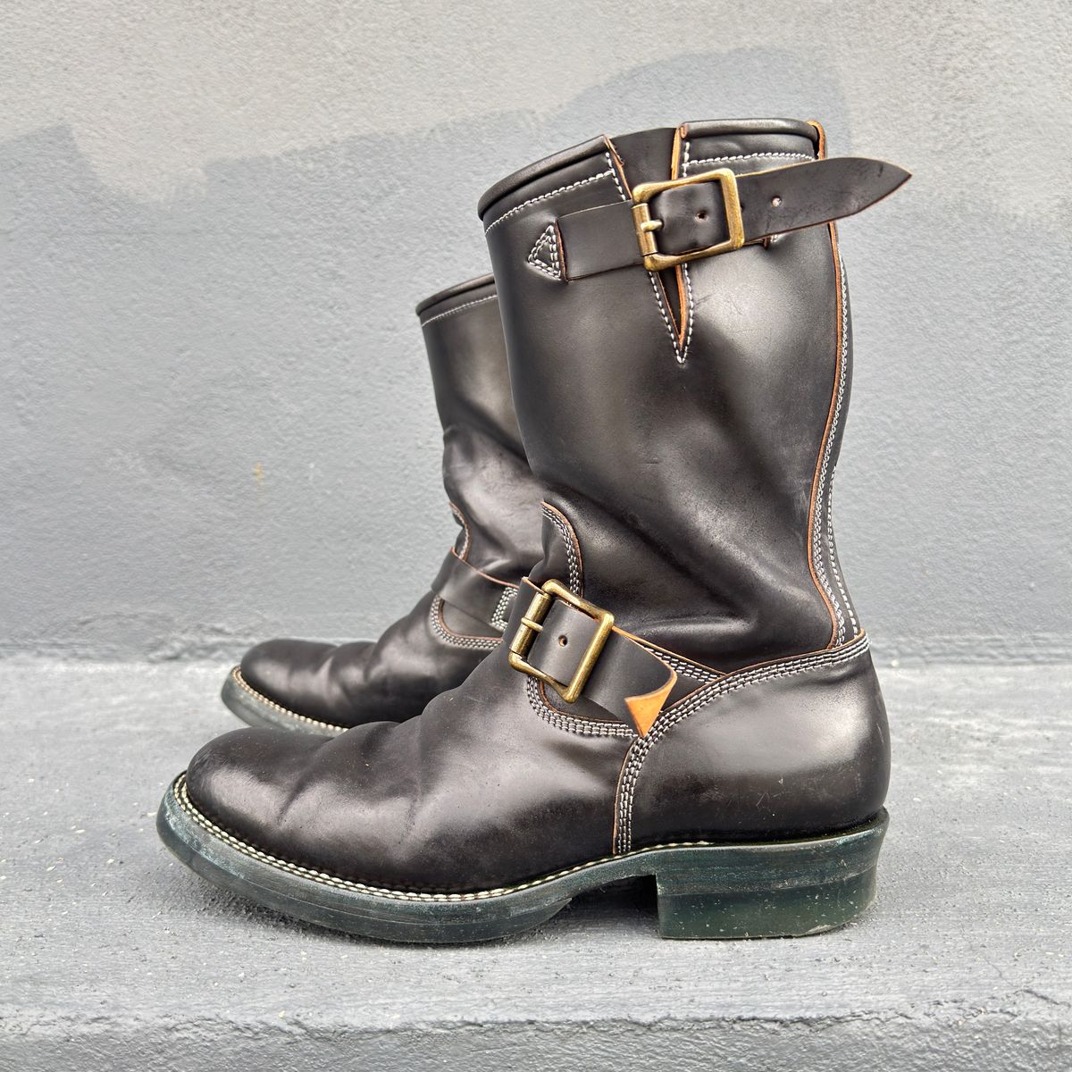 Photo by mk_alexchong on December 16, 2025 of the Flame Panda Engineer Boot in FP Natural Shell cordovan - Overdyed Brown Then Black.