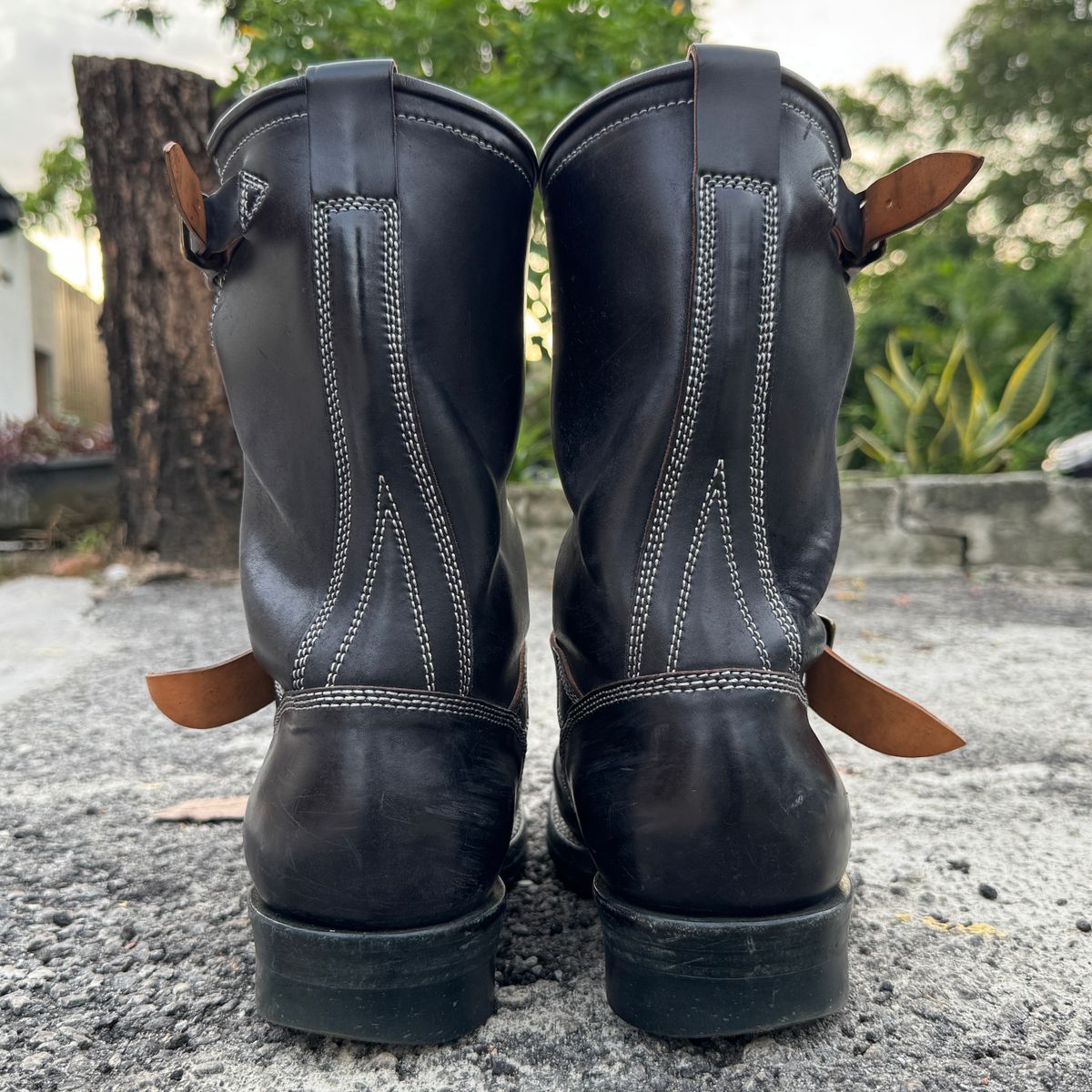 Photo by mk_alexchong on February 20, 2026 of the Flame Panda Engineer Boot in FP Natural Shell cordovan - Overdyed Brown Then Black.