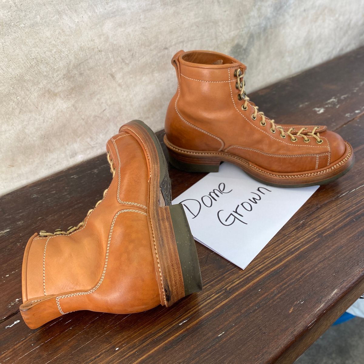 Photo by mk_alexchong on November 2, 2023 of the Flame Panda Monkey Boot in Tochigi Natural Cowhide & Maryam Natural Horsebutt.