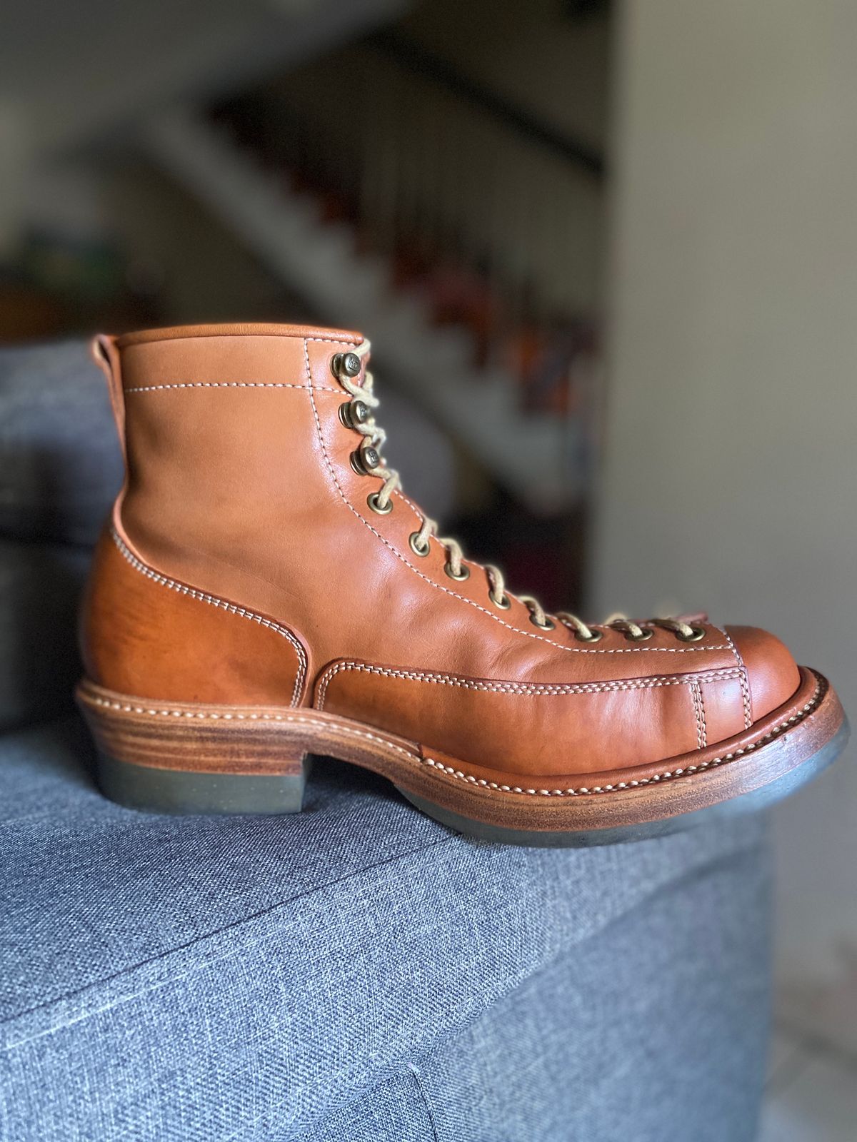 Photo by mk_alexchong on November 16, 2023 of the Flame Panda Monkey Boot in Tochigi Natural Cowhide & Maryam Natural Horsebutt.
