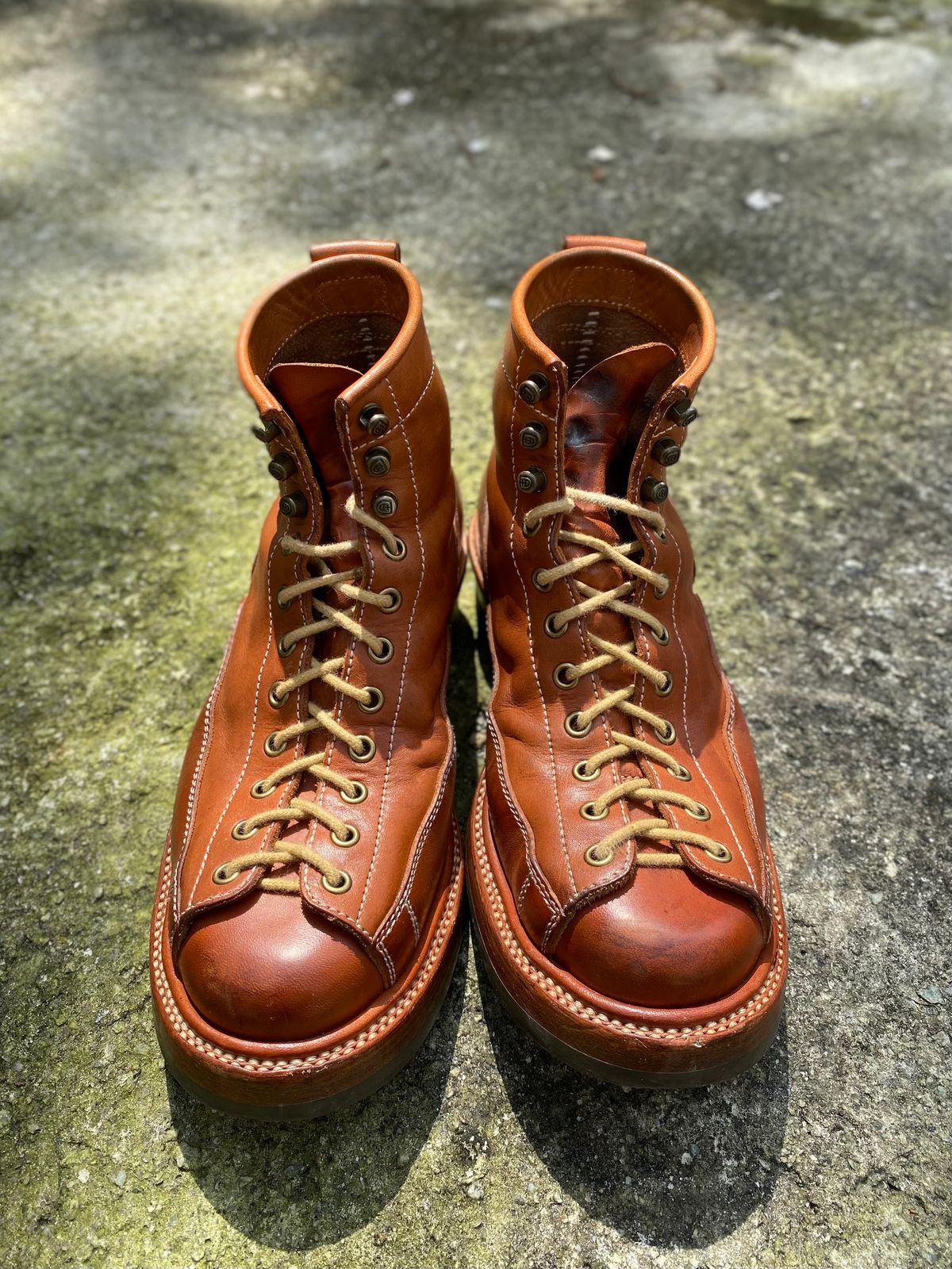 Photo by mk_alexchong on January 1, 2024 of the Flame Panda Monkey Boot in Tochigi Natural Cowhide & Maryam Natural Horsebutt.