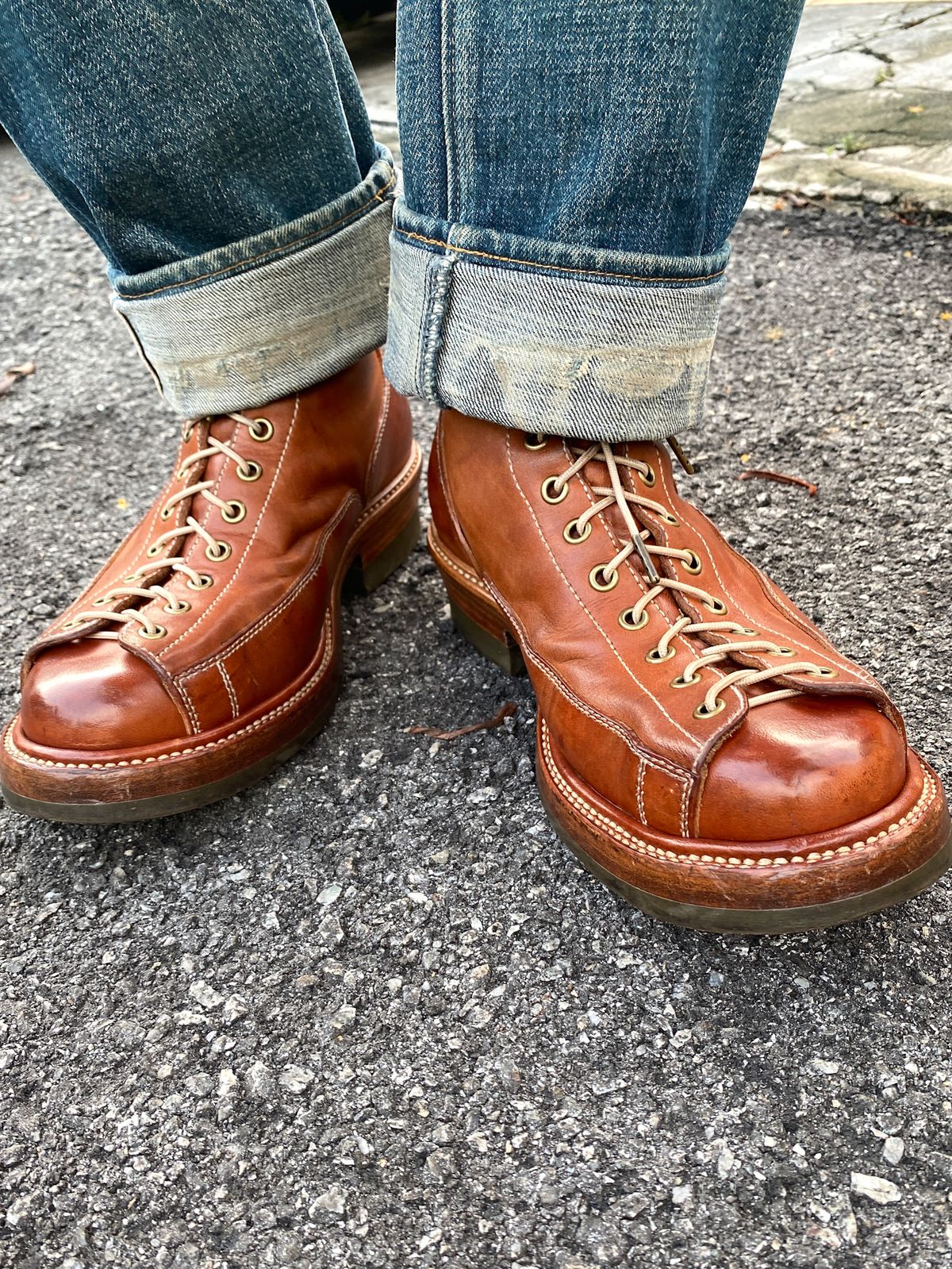 Photo by mk_alexchong on February 9, 2024 of the Flame Panda Monkey Boot in Tochigi Natural Cowhide & Maryam Natural Horsebutt.
