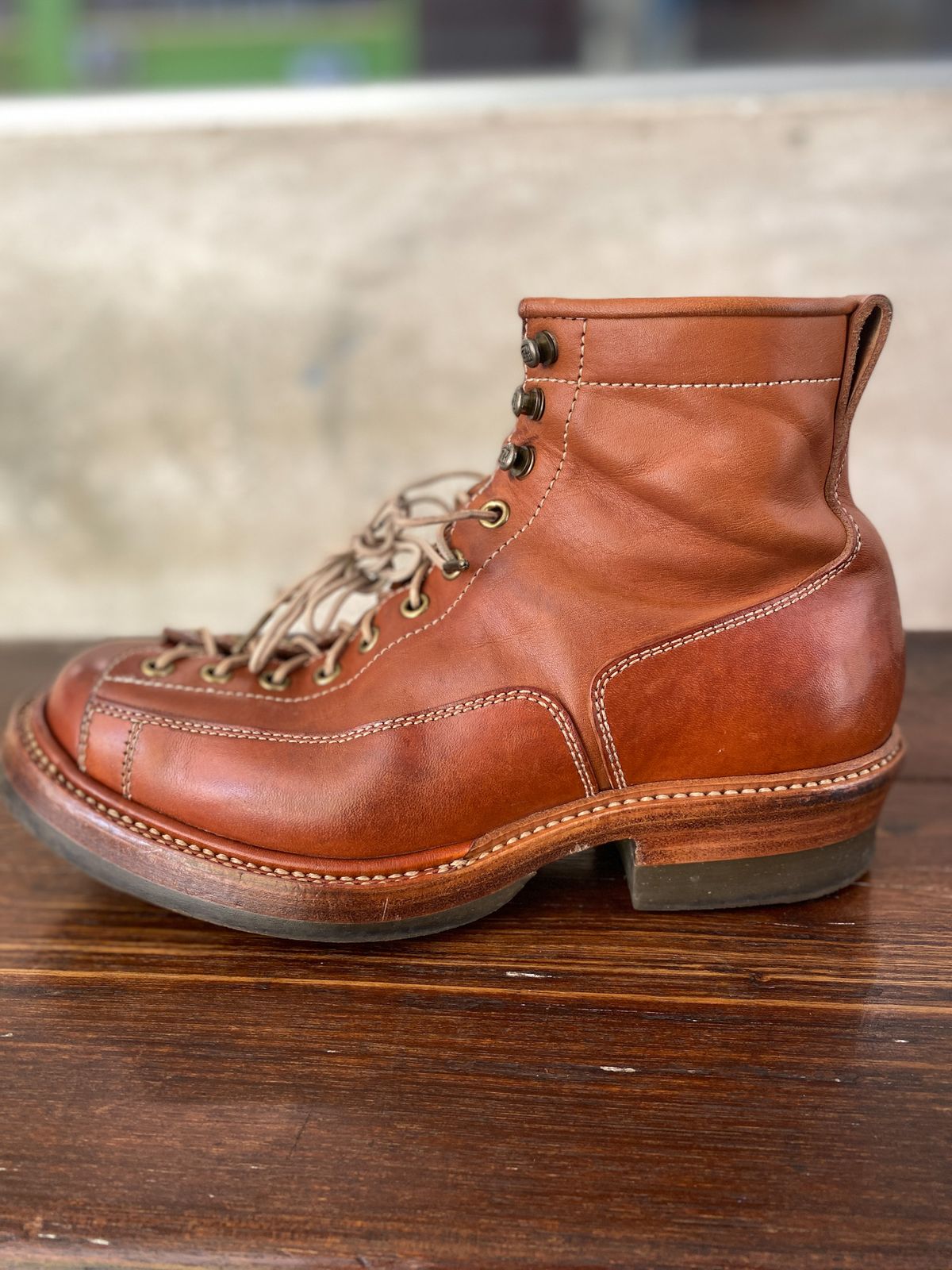 Photo by mk_alexchong on February 23, 2024 of the Flame Panda Monkey Boot in Tochigi Natural Cowhide & Maryam Natural Horsebutt.