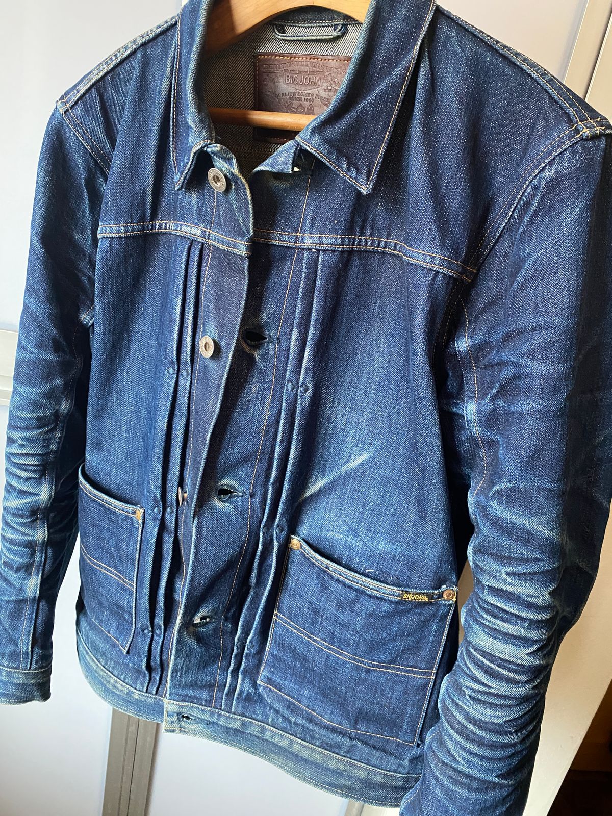 Photo by mk_alexchong on September 24, 2023 of the Big John XX601 in 15.8oz Natural indigo 5 Continents Cotton.