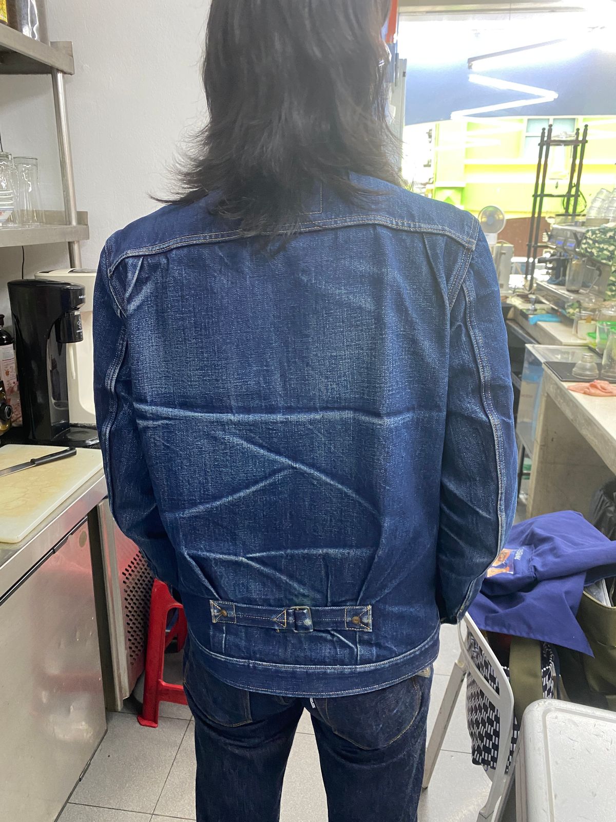 Photo by mk_alexchong on August 21, 2023 of the Big John XX601 in 15.8oz Natural indigo 5 Continents Cotton.