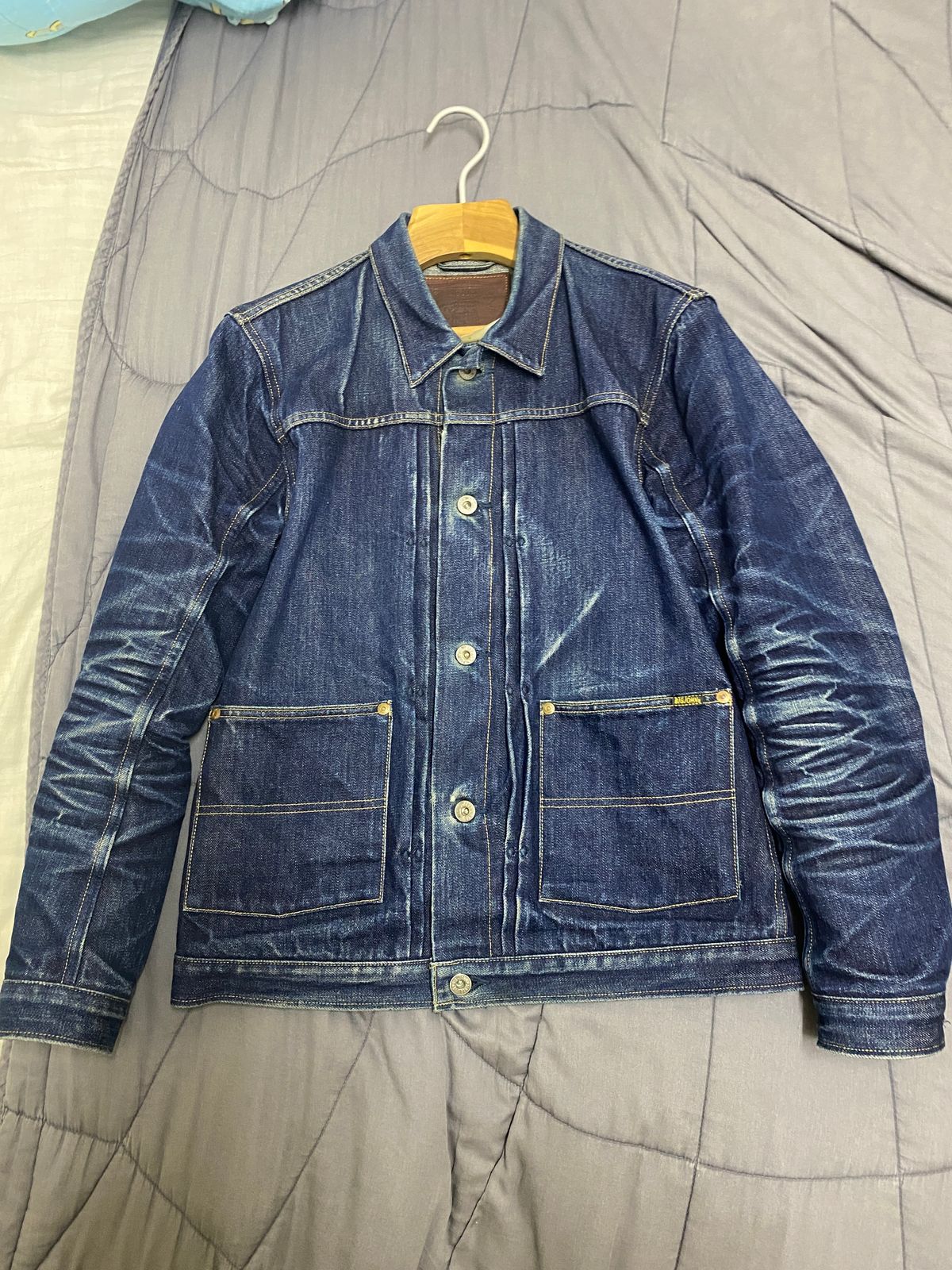 Photo by mk_alexchong on August 14, 2023 of the Big John XX601 in 15.8oz Natural indigo 5 Continents Cotton.