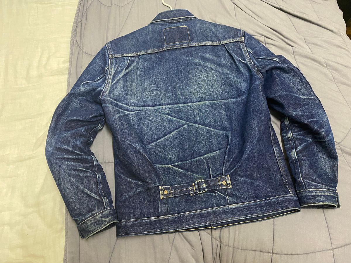 Photo by mk_alexchong on August 14, 2023 of the Big John XX601 in 15.8oz Natural indigo 5 Continents Cotton.