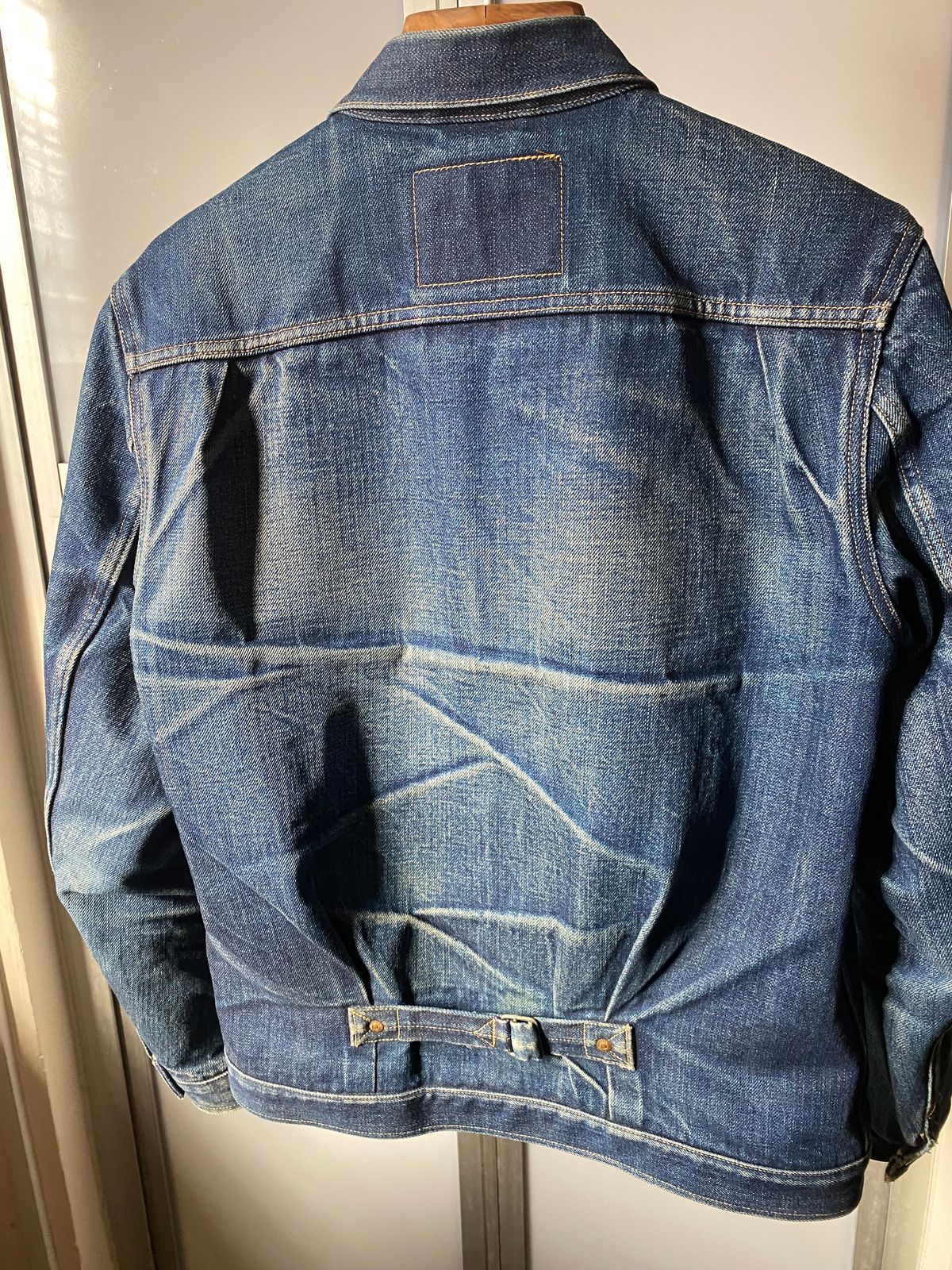 Photo by mk_alexchong on January 2, 2024 of the Big John XX601 in 15.8oz Natural indigo 5 Continents Cotton.