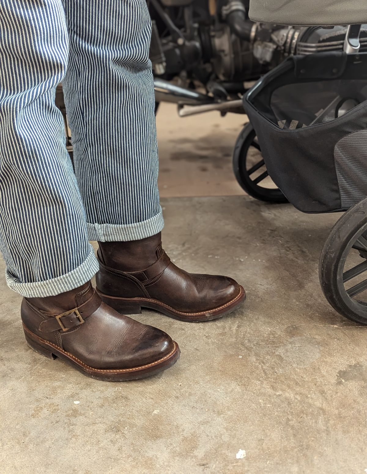 Photo by hiimhoan on November 5, 2024 of the Motor Engineer Boots in Motor / Brown Hand-Dyed Calfskin.