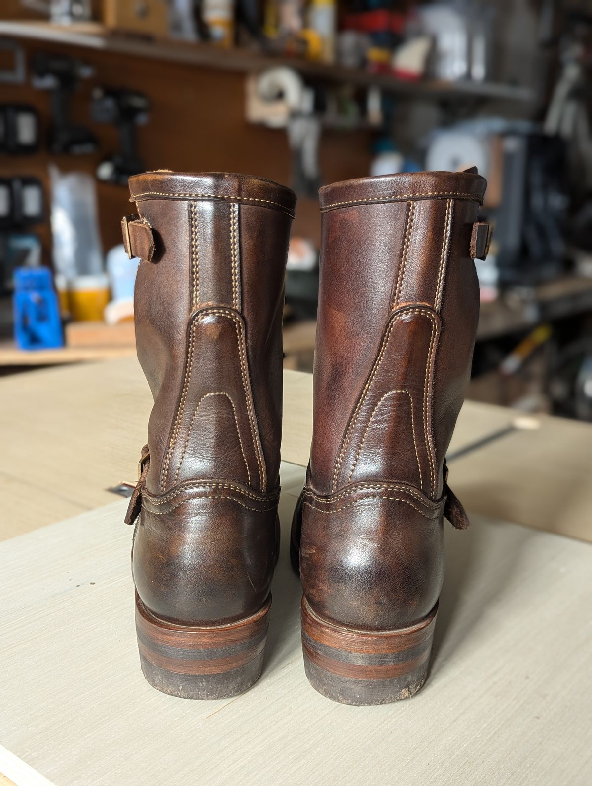 Photo by hiimhoan on November 5, 2024 of the Motor Engineer Boots in Motor / Brown Hand-Dyed Calfskin.