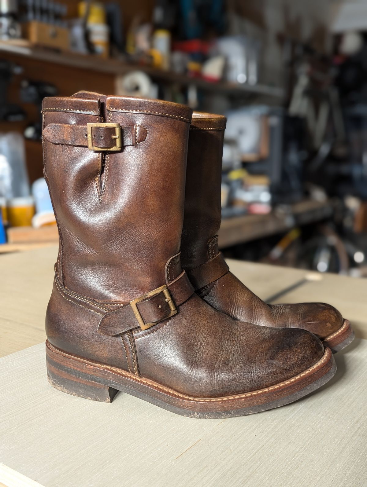 Photo by hiimhoan on November 5, 2024 of the Motor Engineer Boots in Motor / Brown Hand-Dyed Calfskin.