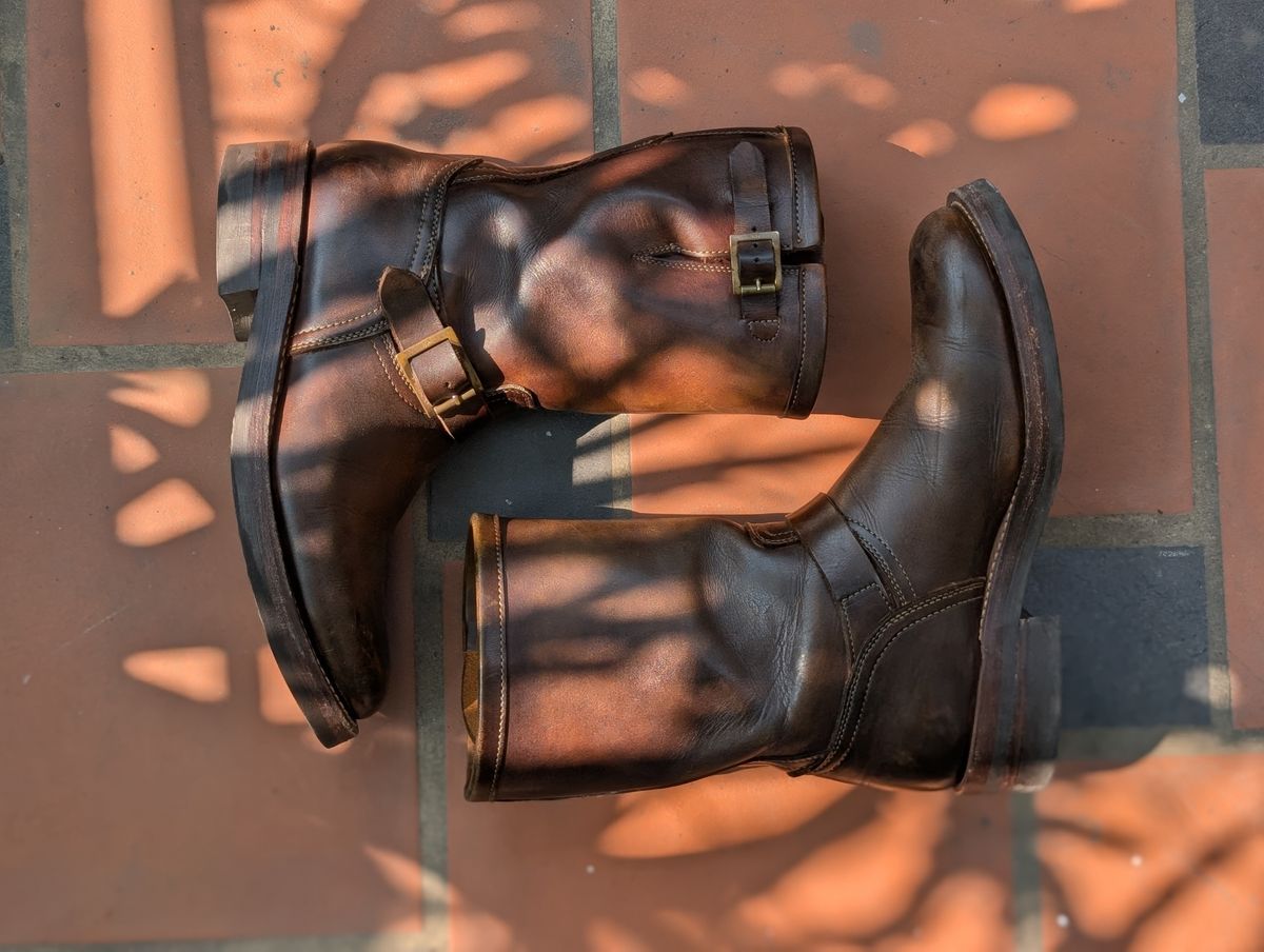 Photo by hiimhoan on January 7, 2025 of the Motor Engineer Boots in Motor / Brown Hand-Dyed Calfskin.