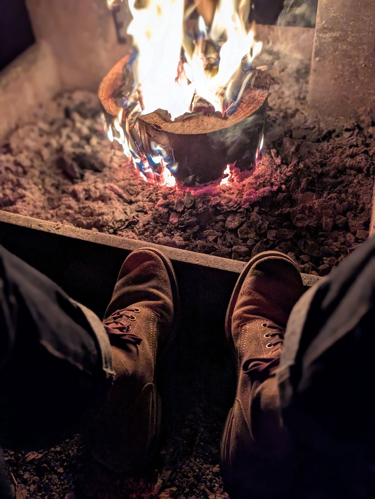 Photo by hiimhoan on November 28, 2025 of the Akito Boondockers in Horween Natural Latigo Roughout.