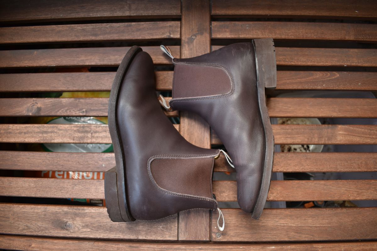 Photo by brother_mc on December 6, 2022 of the R.M. Williams Gardener Boot in Brown Greasy Kip.