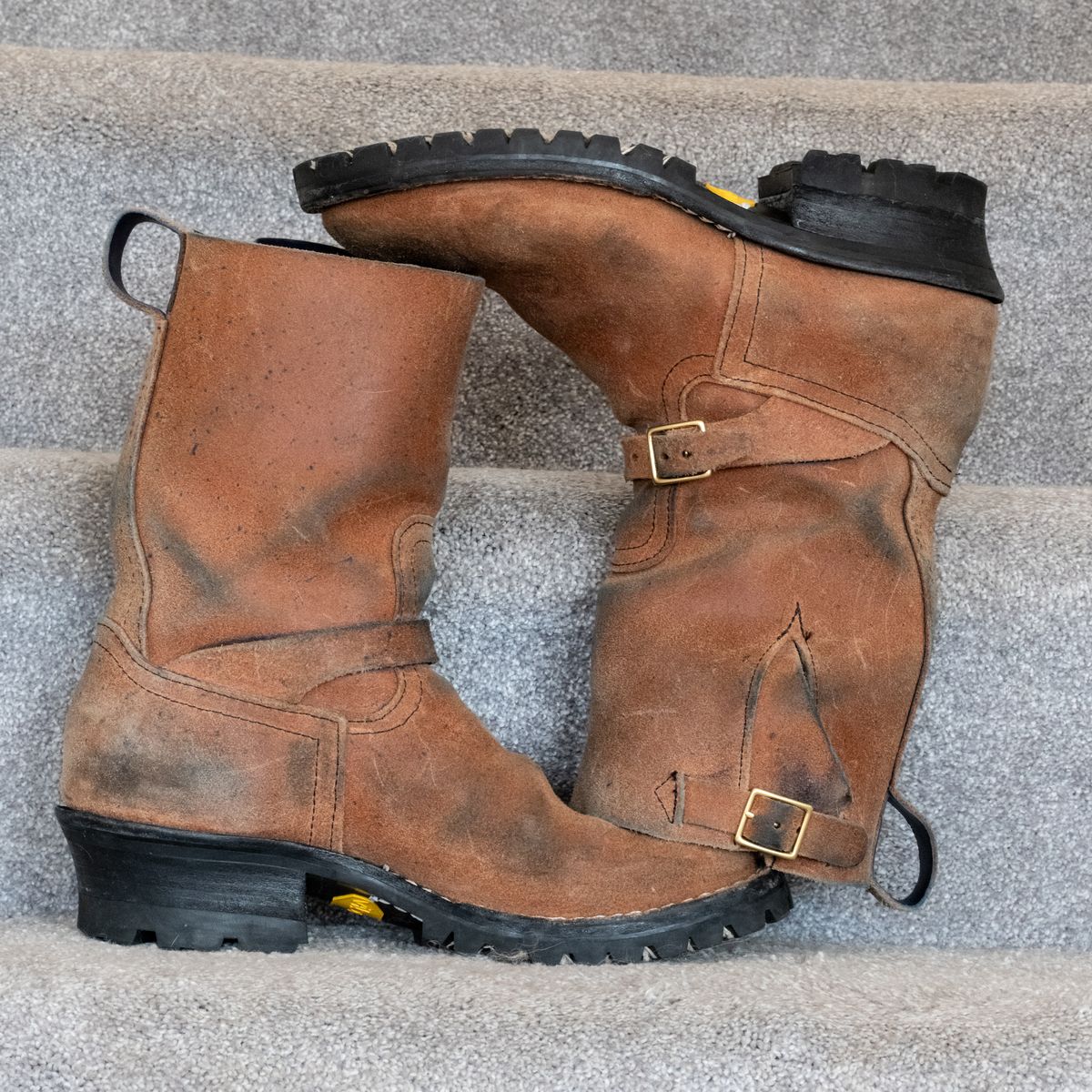 Photo by jononono on December 5, 2025 of the Nicks Pullman in Wickett & Craig Cobalt Double Stuffed Roughout.