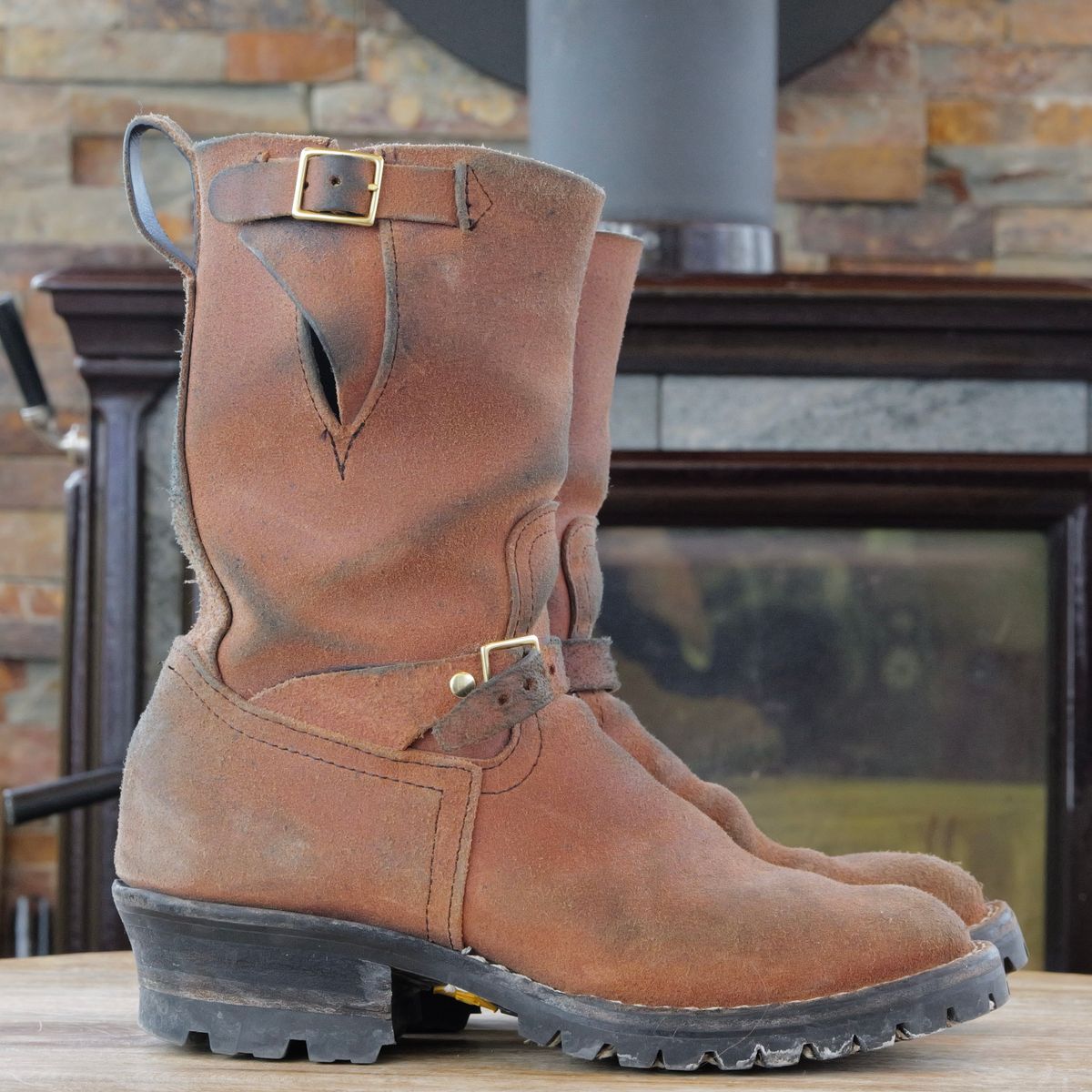 Photo by jononono on March 5, 2026 of the Nicks Pullman in Wickett & Craig Cobalt Double Stuffed Roughout.