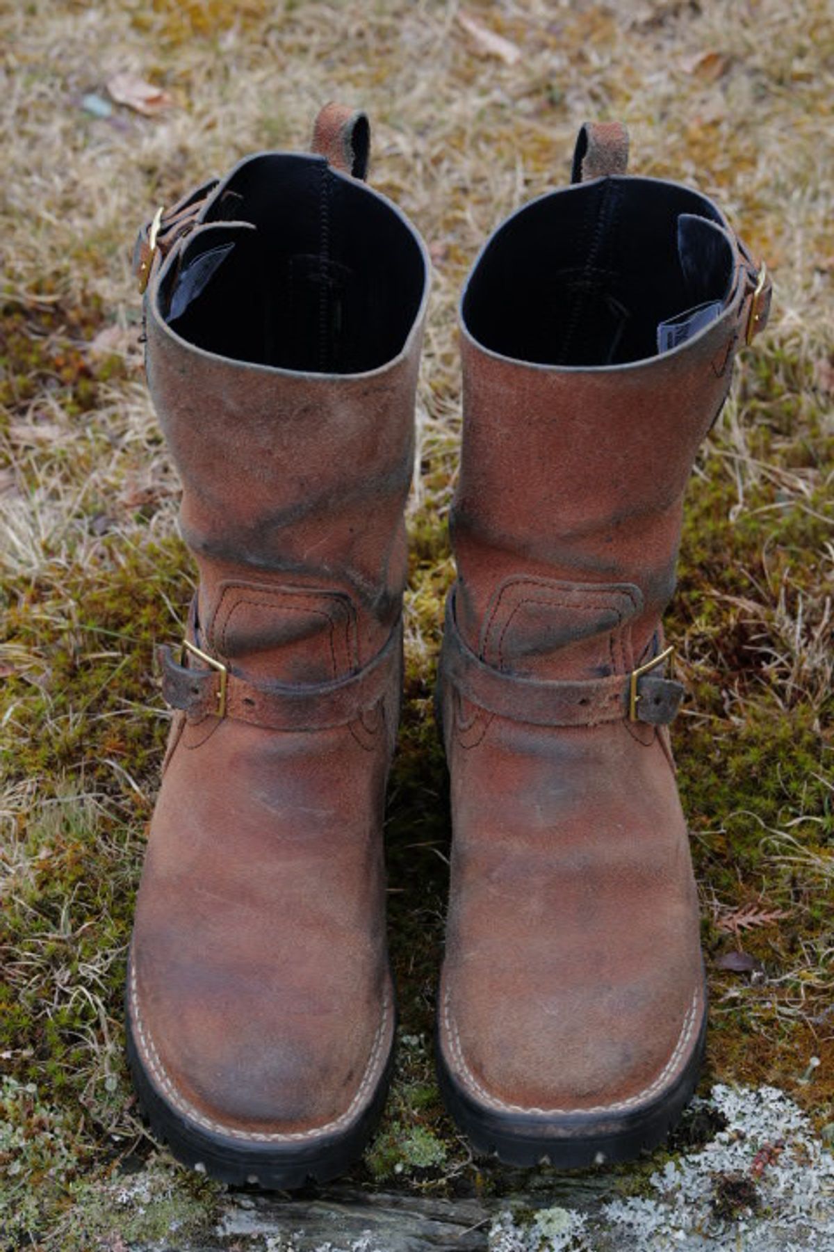 Photo by jononono on April 2, 2026 of the Nicks Pullman in Wickett & Craig Cobalt Double Stuffed Roughout.