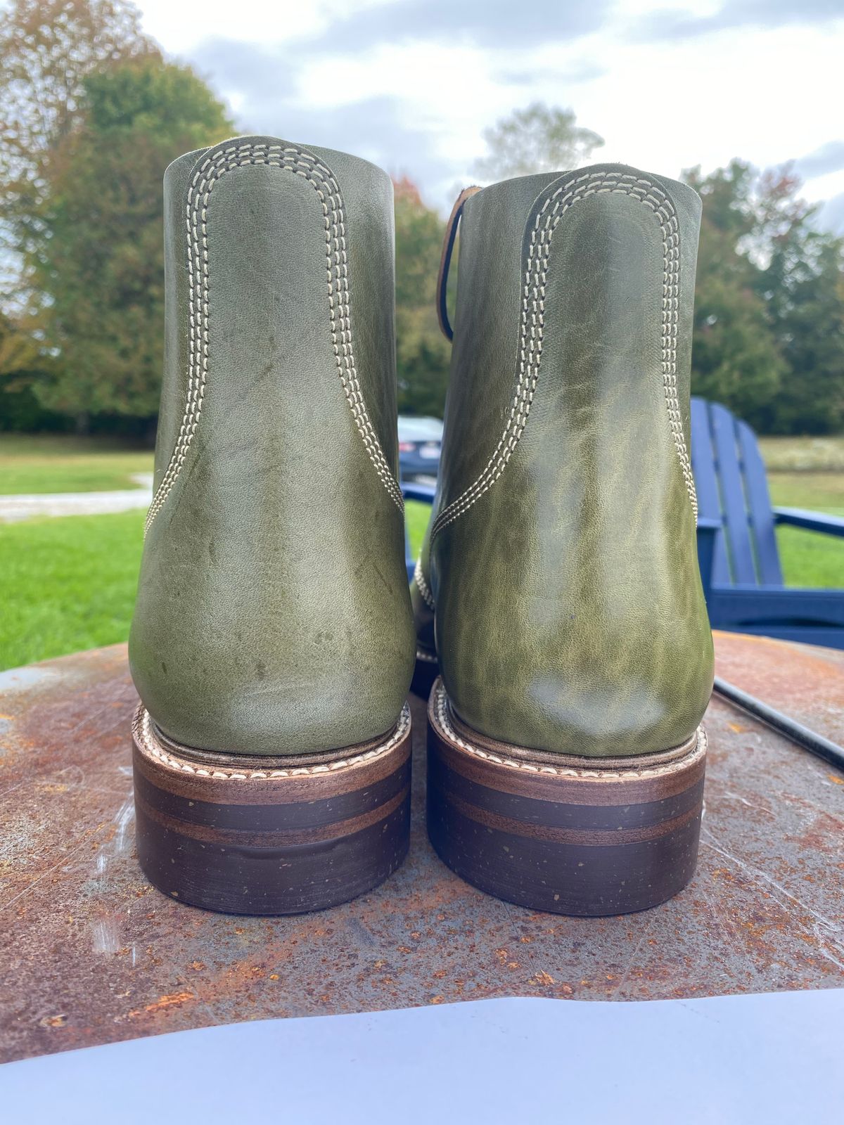 Photo by jononono on October 1, 2022 of the John Lofgren M-43 Service Shoes in Shinki Olive Shrunken Horsebutt.