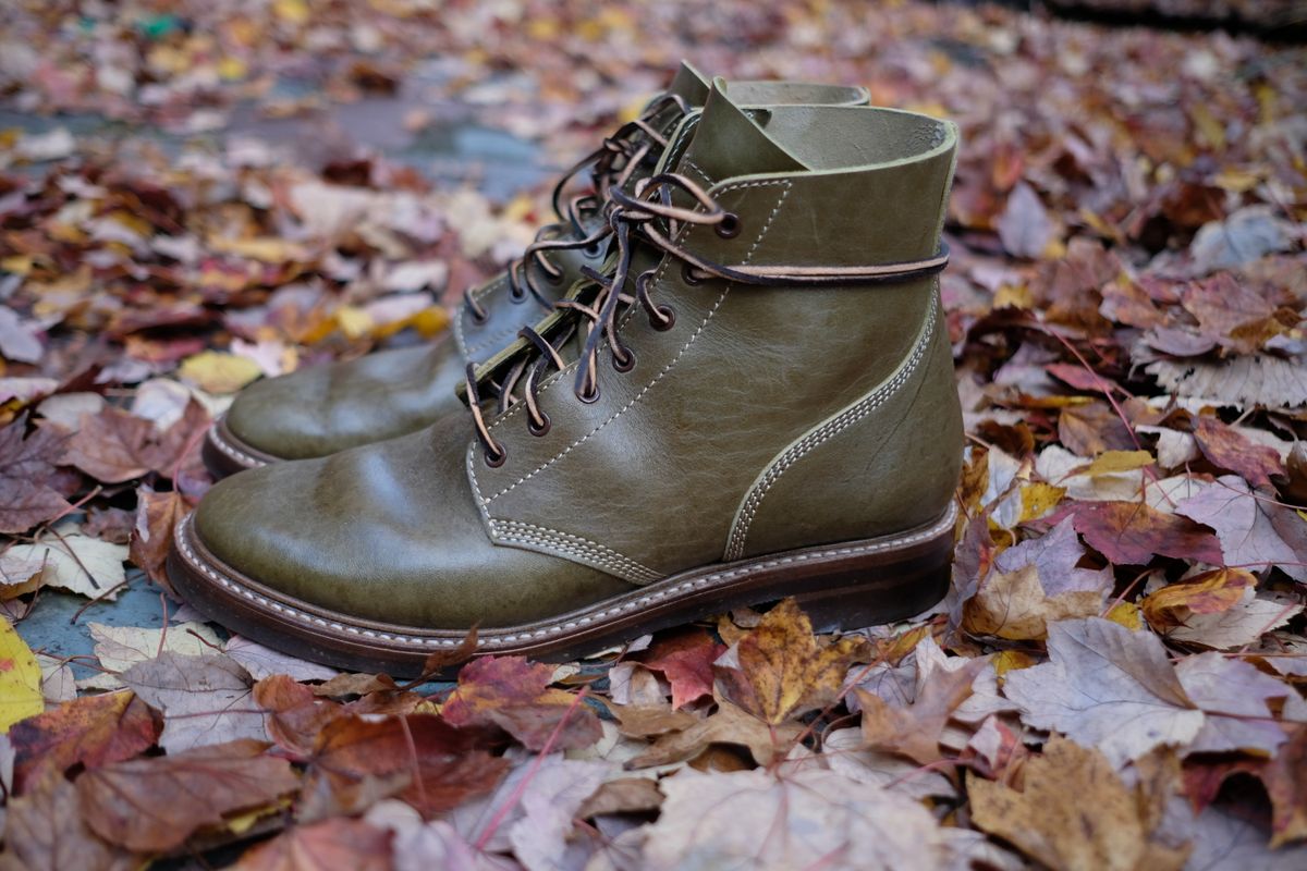 Photo by jononono on November 5, 2022 of the John Lofgren M-43 Service Shoes in Shinki Olive Shrunken Horsebutt.