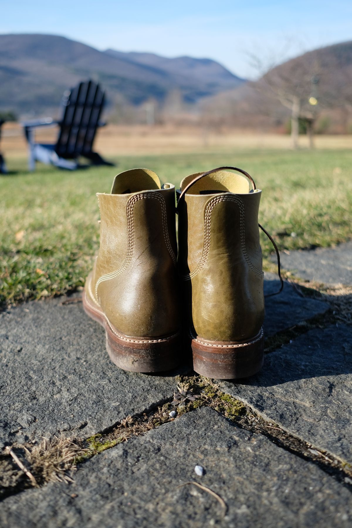 Photo by jononono on December 5, 2022 of the John Lofgren M-43 Service Shoes in Shinki Olive Shrunken Horsebutt.