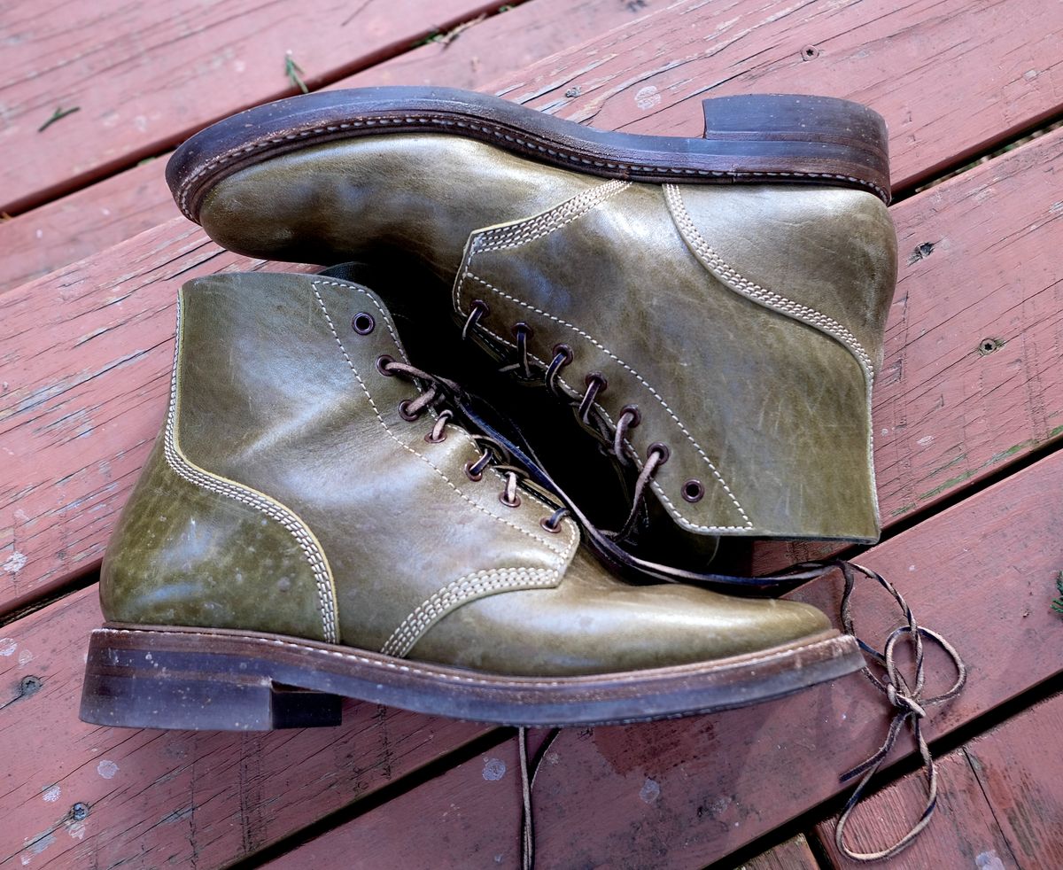 Photo by jononono on February 5, 2023 of the John Lofgren M-43 Service Shoes in Shinki Olive Shrunken Horsebutt.