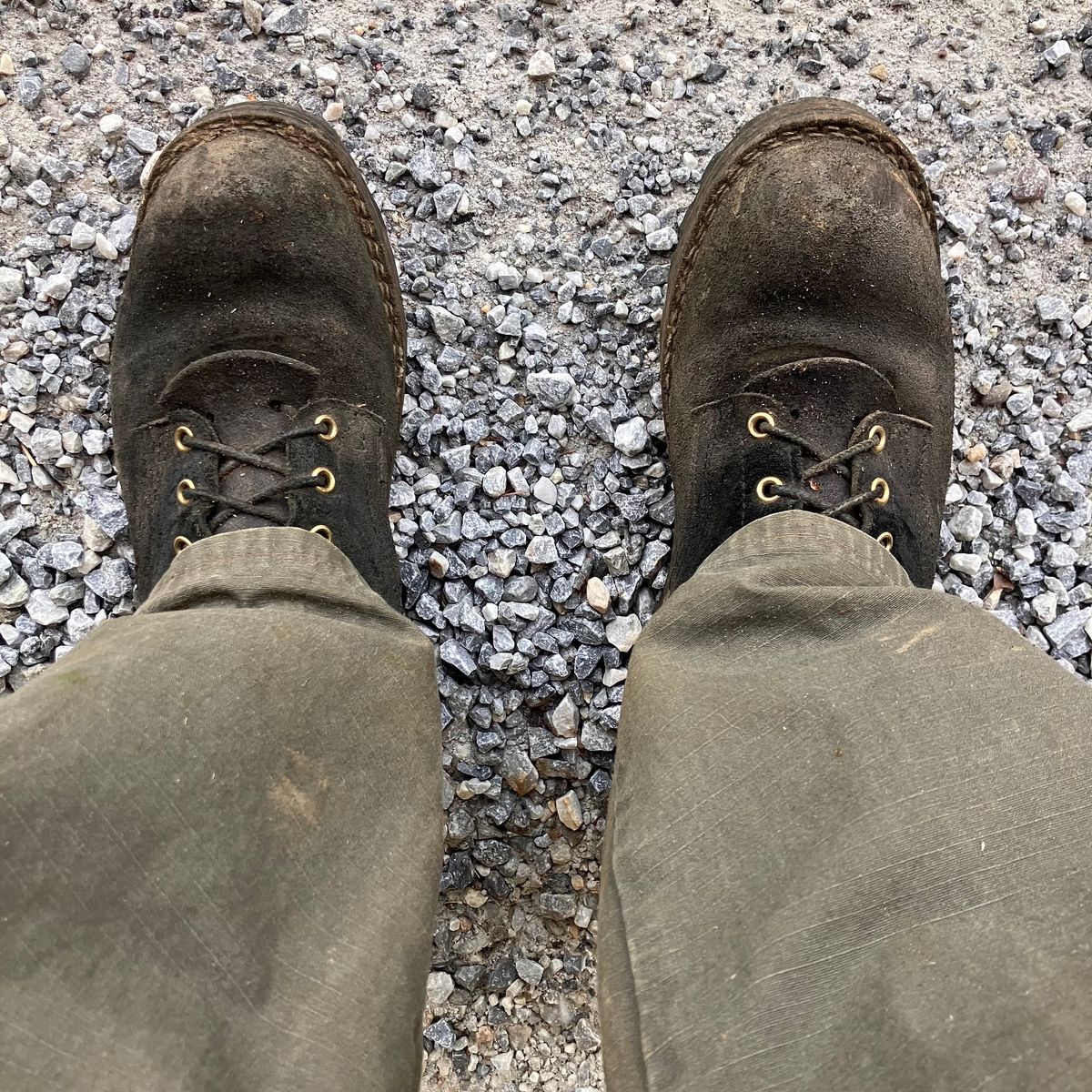 Photo by todd_ted on September 27, 2023 of the Nicks Ridgeline Hiking Boot in Seidel 1964 Black Roughout.