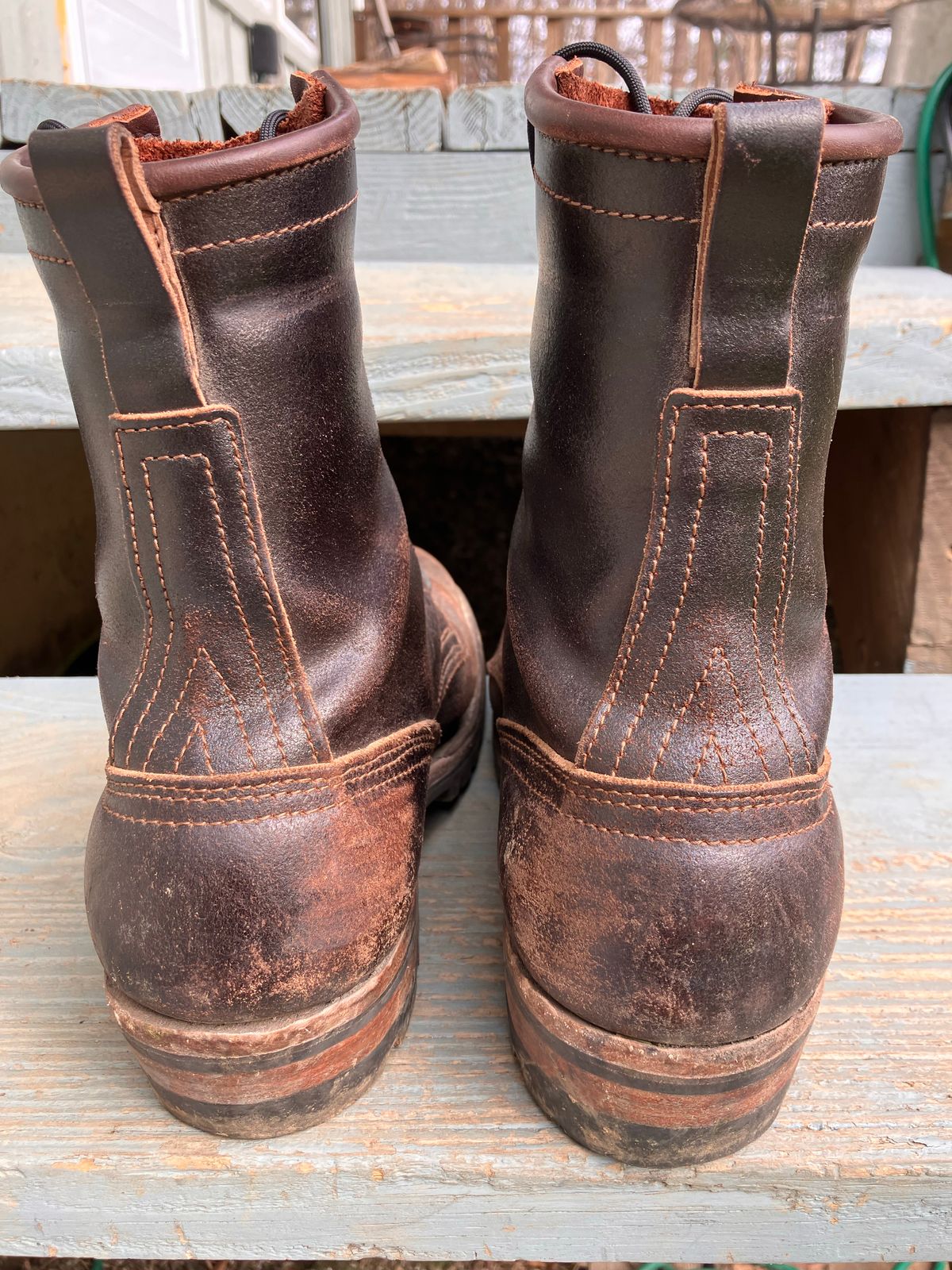 Photo by todd_ted on November 1, 2022 of the Nicks Urban Logger in Horween Brown Waxed Flesh.