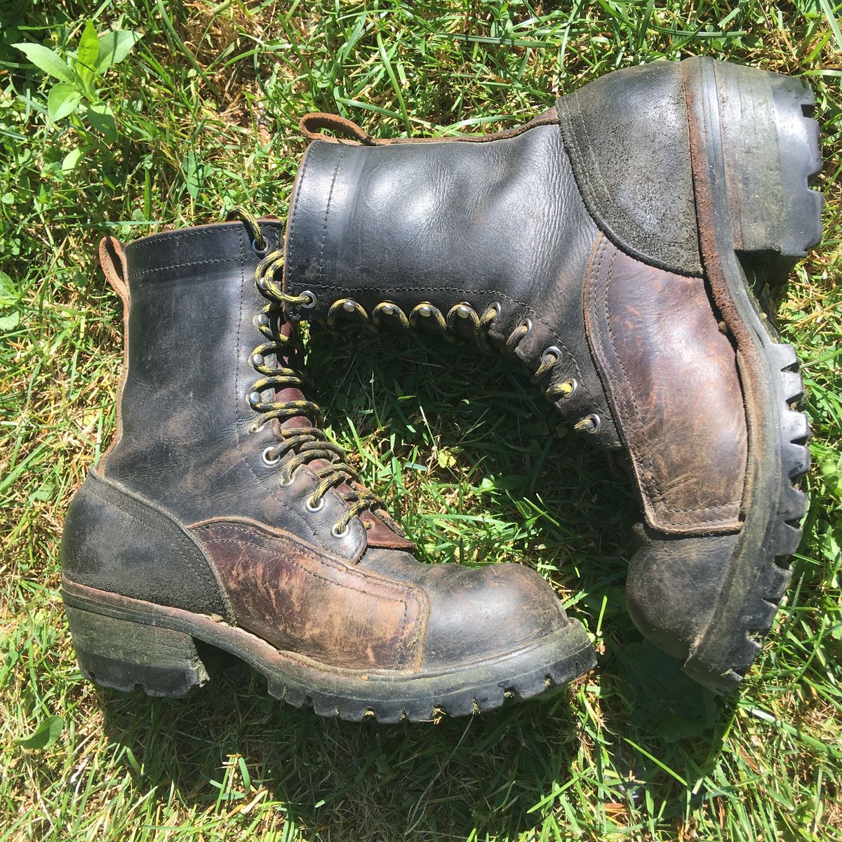 Photo by todd_ted on June 21, 2020 of the Nicks x Zuriick James in Horween Black Chromexcel.