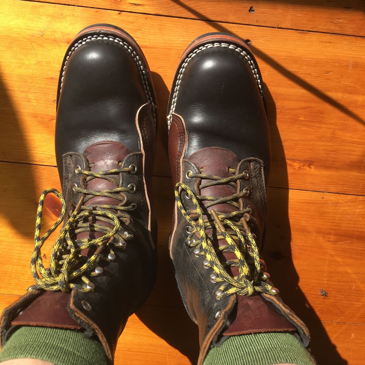Photo by todd_ted on September 15, 2021 of the Nicks x Zuriick James in Horween Black Chromexcel.