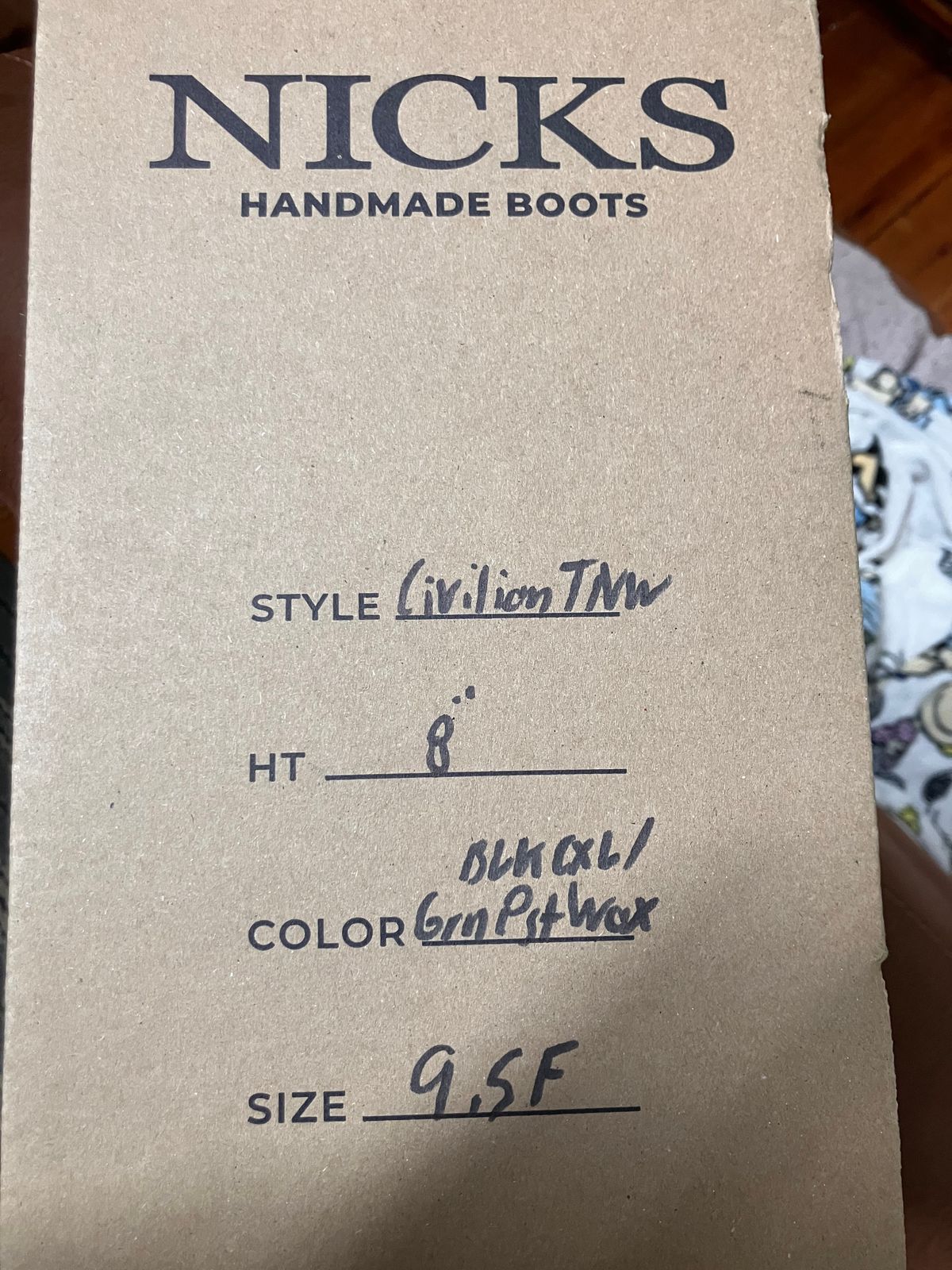 Photo by todd_ted on June 2, 2025 of the Nicks Civilian in Horween Black Chromexcel & Horween Greener Pastures Waxed Flesh.