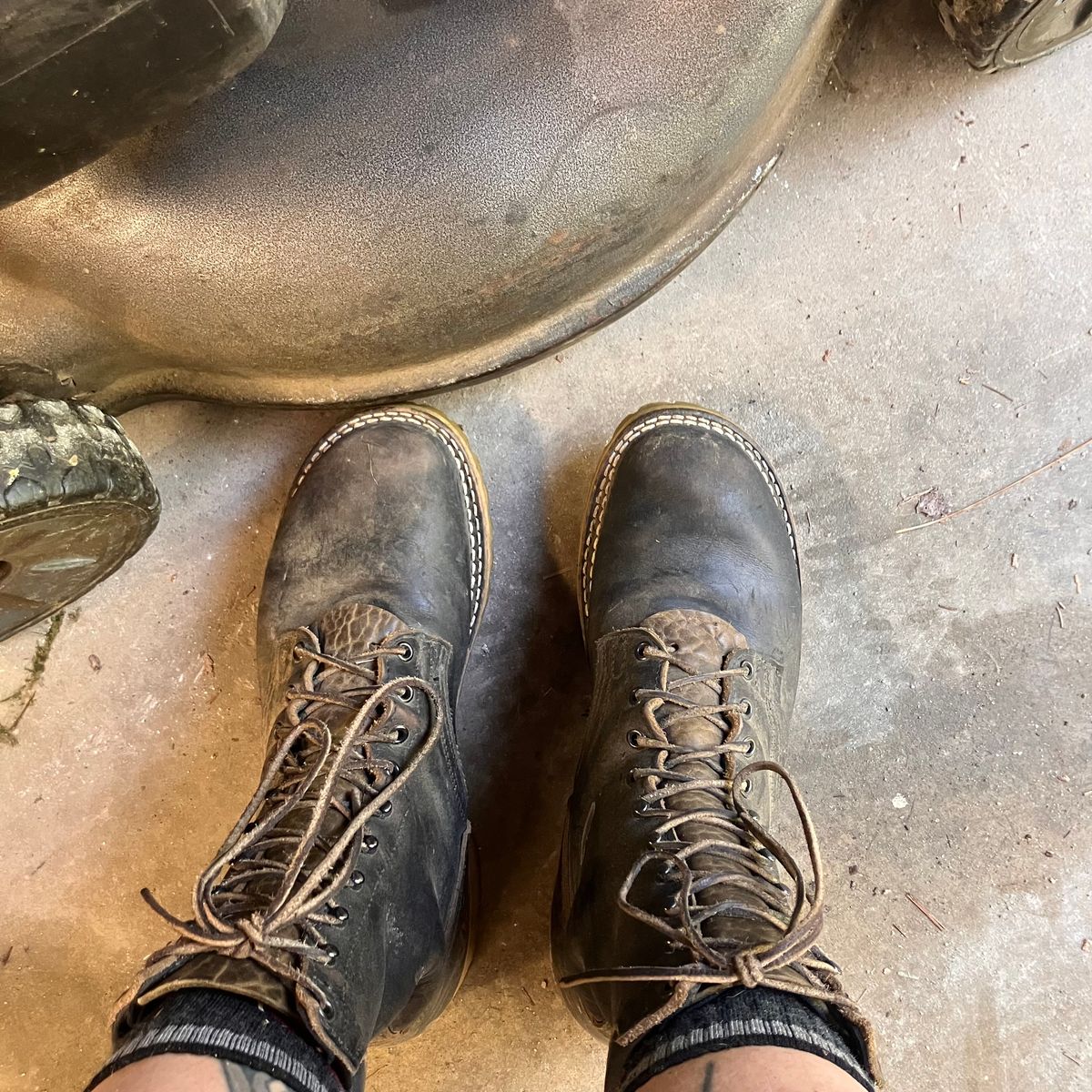 Photo by todd_ted on May 18, 2026 of the Nicks Civilian in Horween Black Chromexcel & Horween Greener Pastures Waxed Flesh.