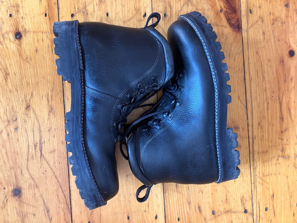 Photo by todd_ted on September 9, 2025 of the Peter Limmer & Sons Custom Model in Horween Black Waterproofed Chrome-Tanned Cowhide.