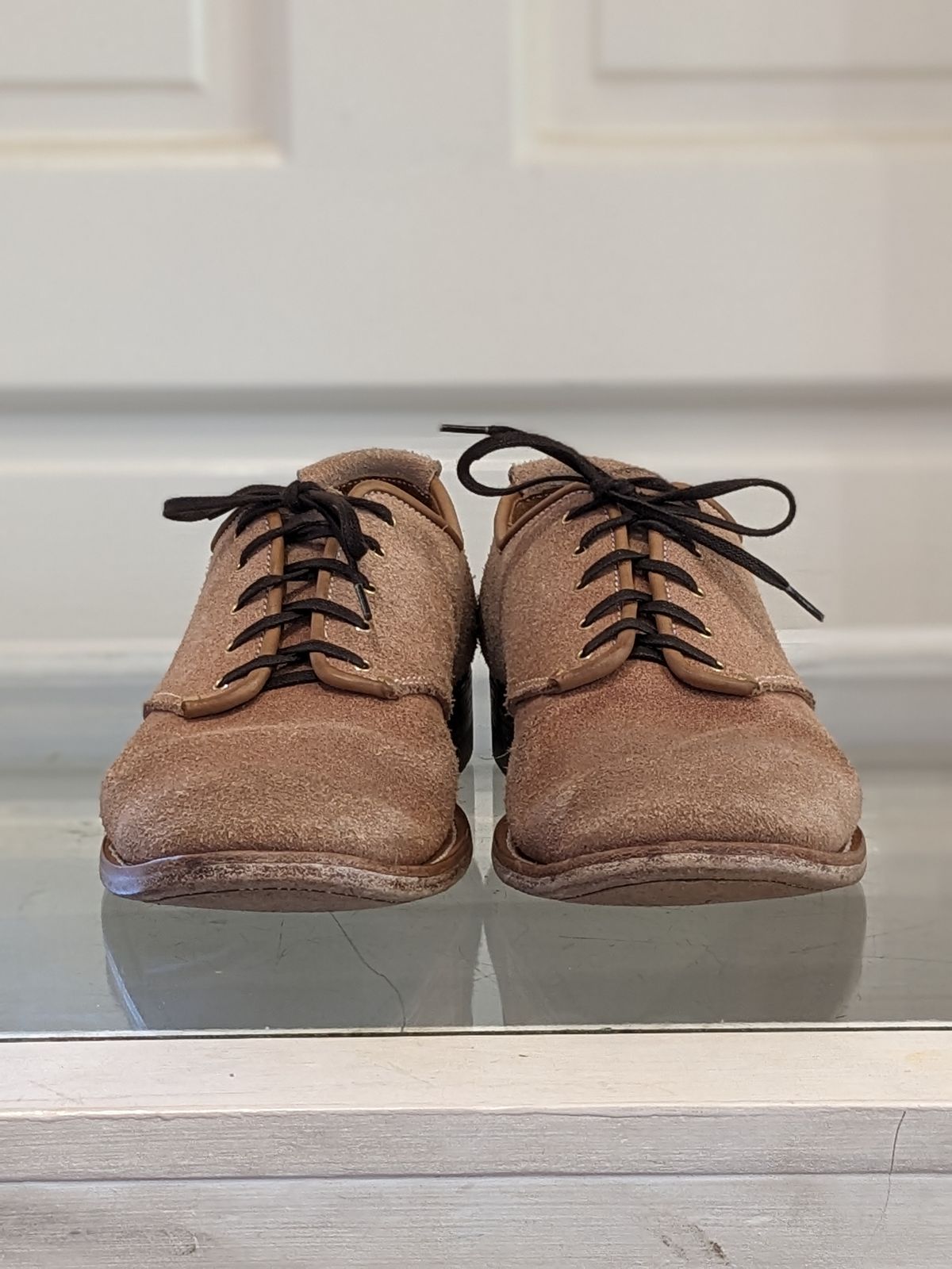 Photo by LarryStyles on November 1, 2023 of the Unsung Prototype Service Shoes in Wickett & Craig Natural Latigo Roughout.