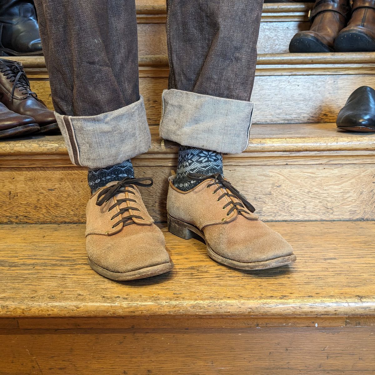 Photo by LarryStyles on January 3, 2024 of the Unsung Prototype Service Shoes in Wickett & Craig Natural Latigo Roughout.