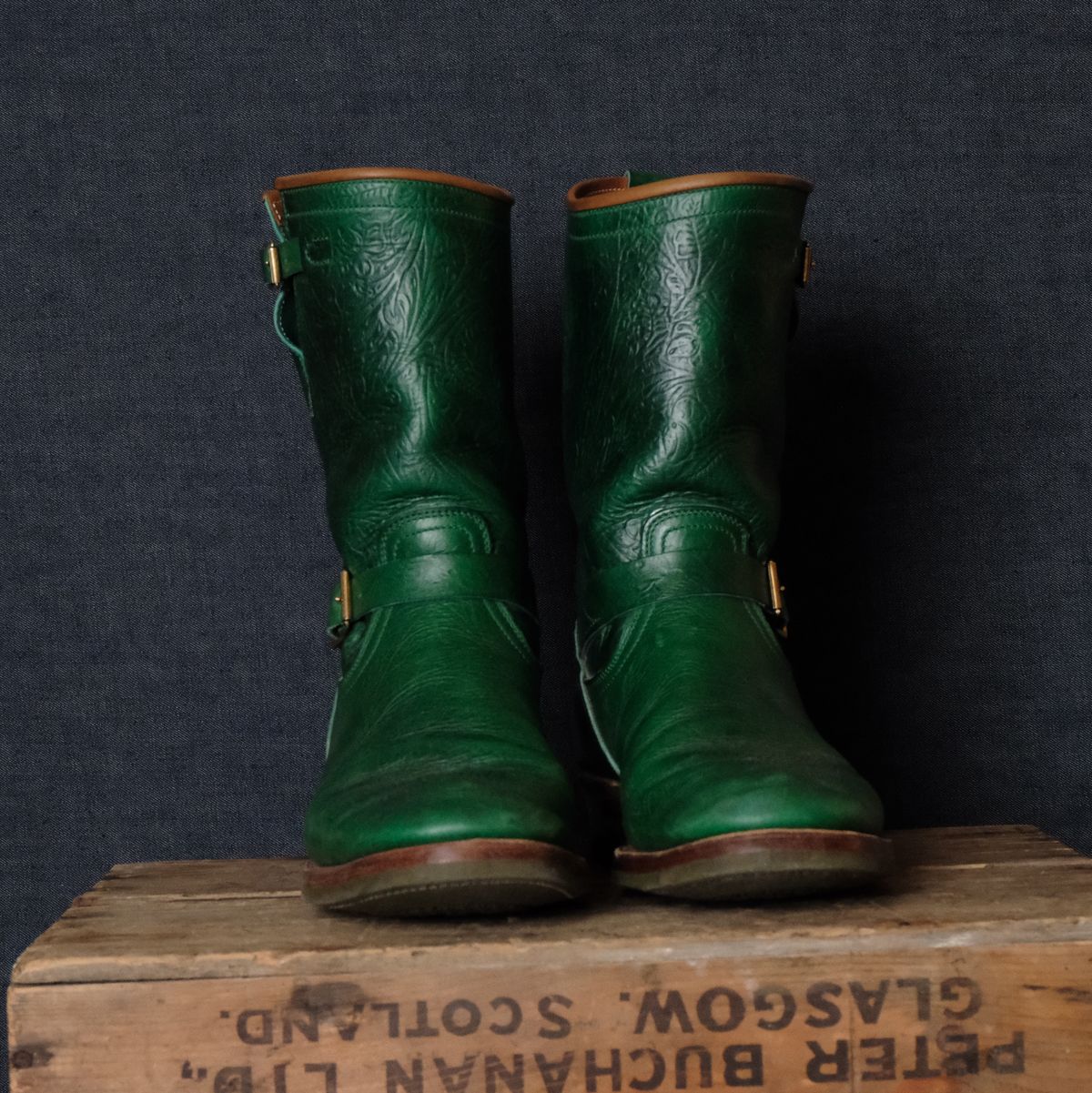 Photo by LarryStyles on December 2, 2025 of the Unsung U 22-2 Engineer Boot in Horween Chromexcel Embossed.