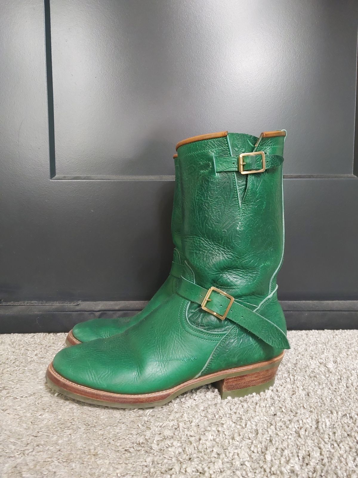 Photo by LarryStyles on January 3, 2026 of the Unsung U 22-2 Engineer Boot in Horween Chromexcel Embossed.