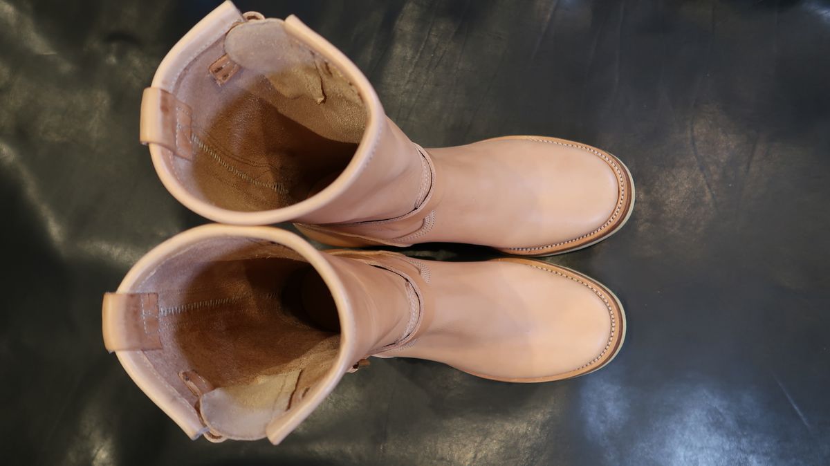 Photo by LarryStyles on October 1, 2022 of the Unsung U 22-2 Engineer Boot in Unlisted Leather.
