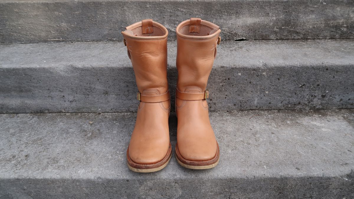 Photo by LarryStyles on December 2, 2022 of the Unsung U 22-2 Engineer Boot in Unlisted Leather.
