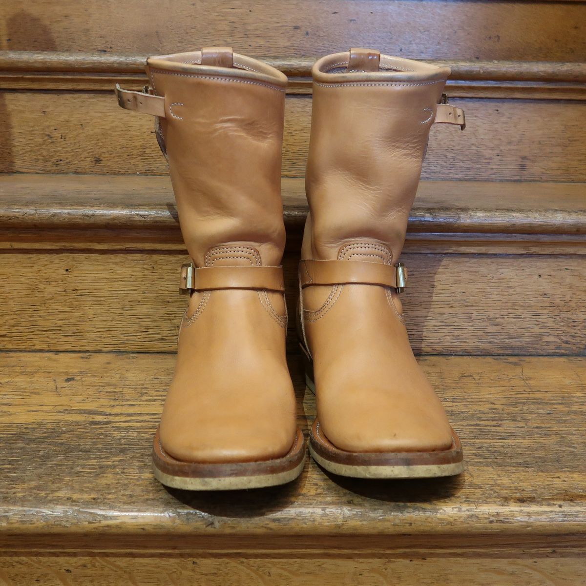 Photo by LarryStyles on January 3, 2023 of the Unsung U 22-2 Engineer Boot in Unlisted Leather.