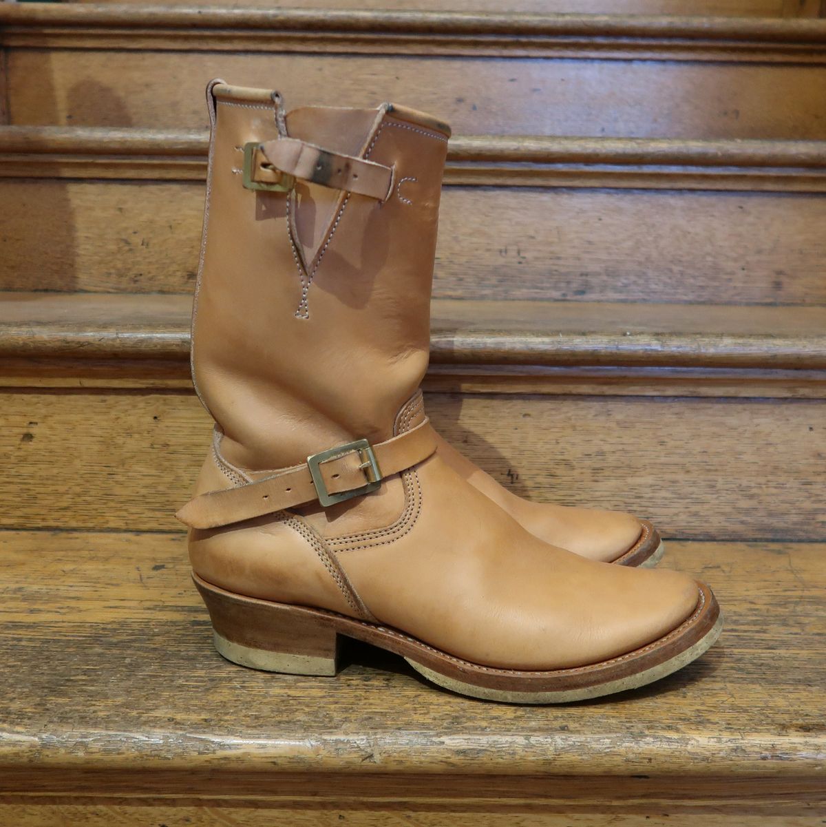 Photo by LarryStyles on January 3, 2023 of the Unsung U 22-2 Engineer Boot in Unlisted Leather.