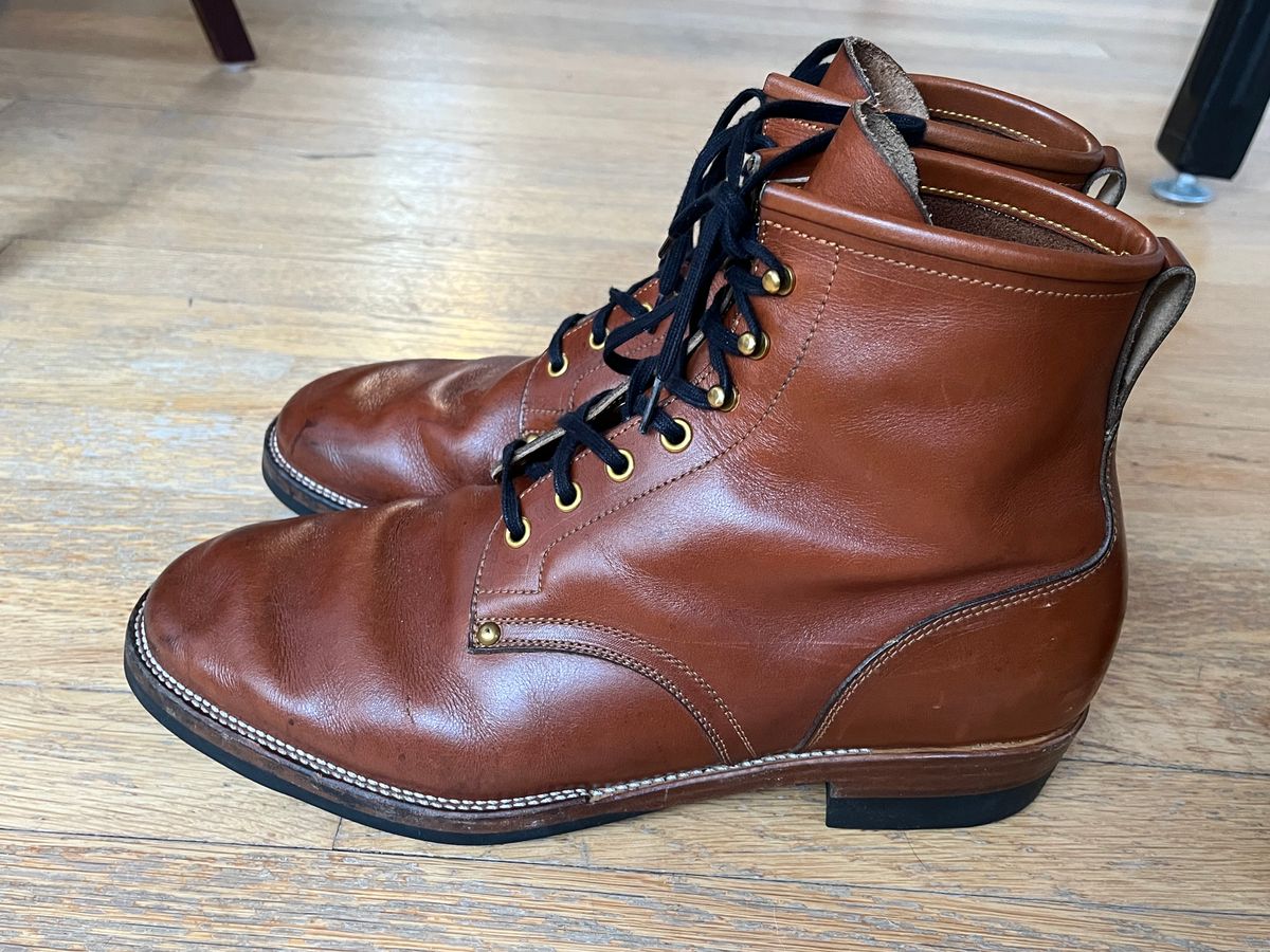 Photo by ld7465 on December 4, 2023 of the Iron Boots The Chosen One in S.B. Foot Teak Featherstone.