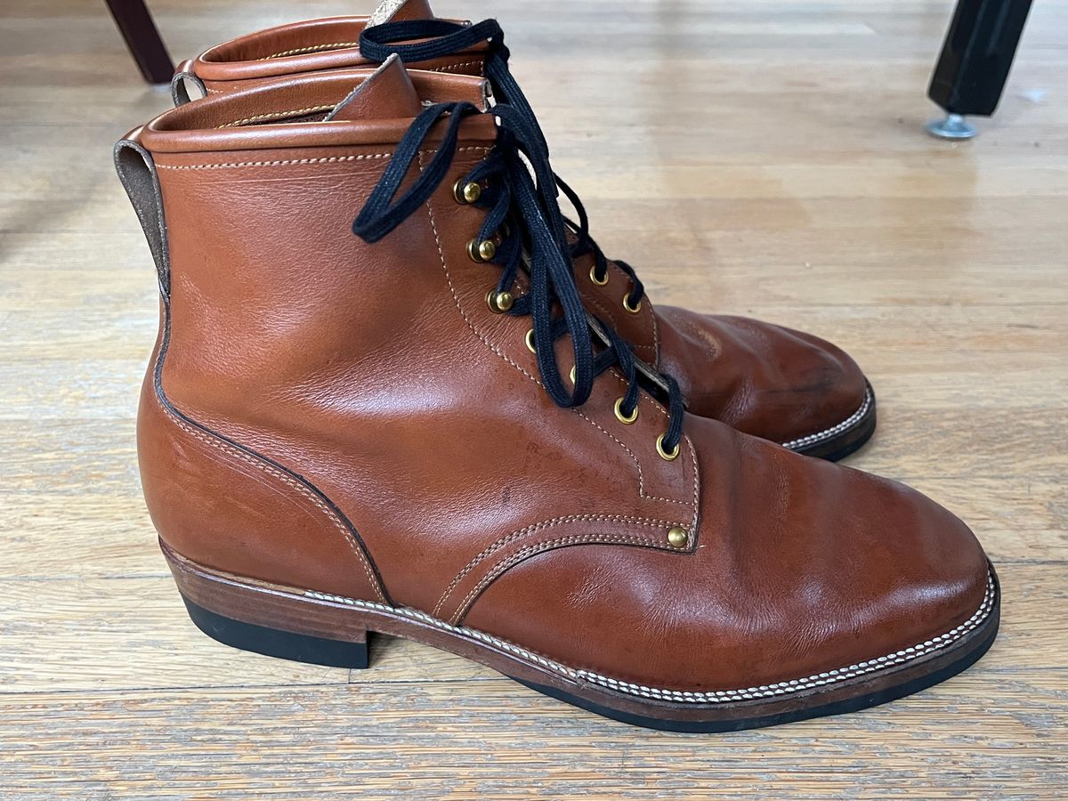 Photo by ld7465 on December 4, 2023 of the Iron Boots The Chosen One in S.B. Foot Teak Featherstone.