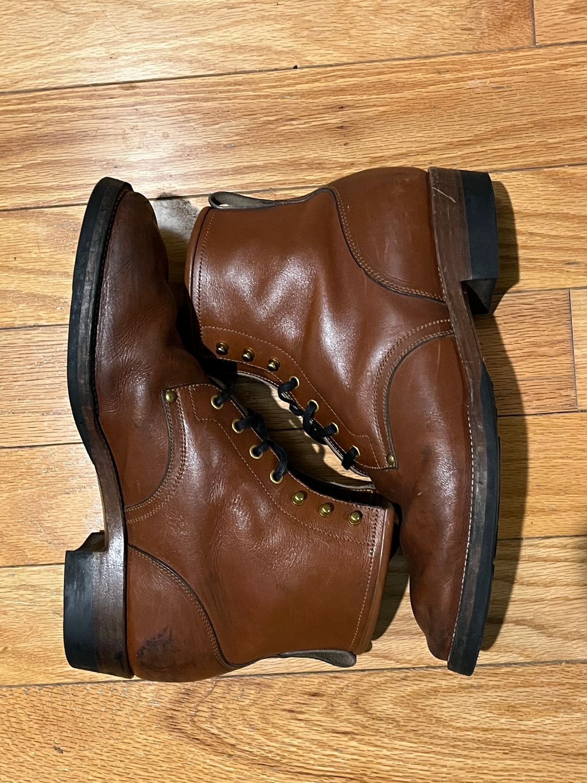 Photo by ld7465 on January 6, 2024 of the Iron Boots The Chosen One in S.B. Foot Teak Featherstone.