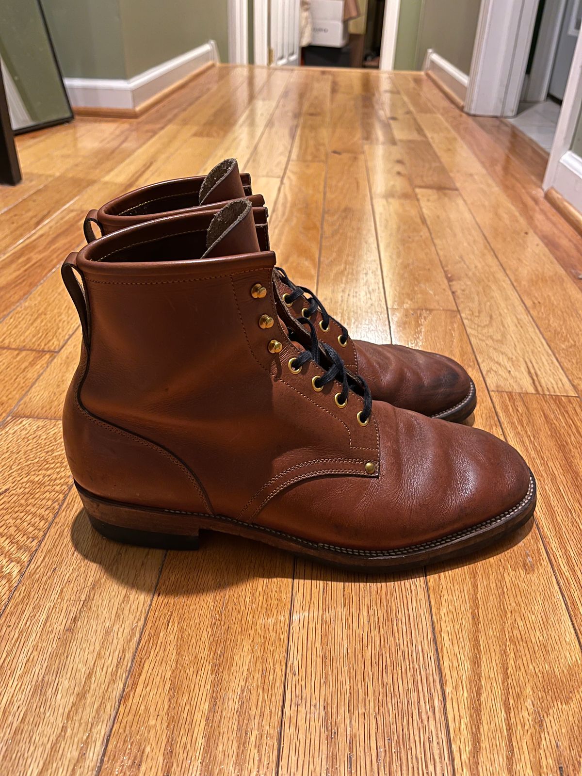 Photo by ld7465 on January 6, 2024 of the Iron Boots The Chosen One in S.B. Foot Teak Featherstone.