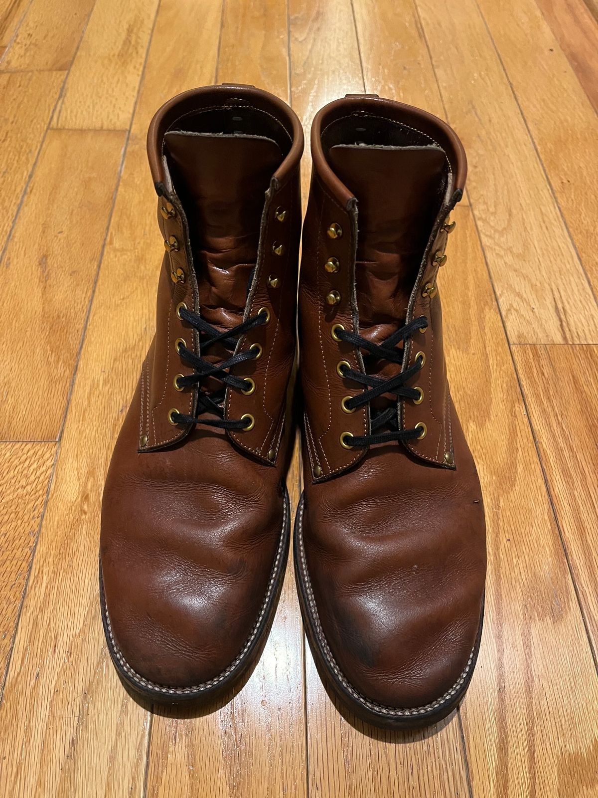 Photo by ld7465 on January 6, 2024 of the Iron Boots The Chosen One in S.B. Foot Teak Featherstone.