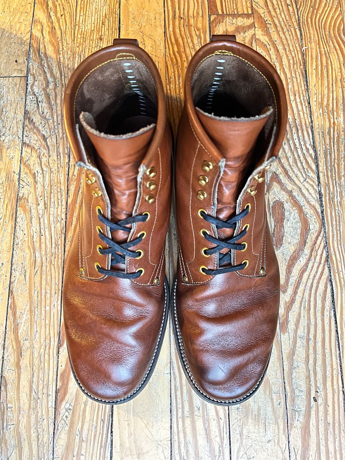 Photo by ld7465 on March 5, 2024 of the Iron Boots The Chosen One in S.B. Foot Teak Featherstone.