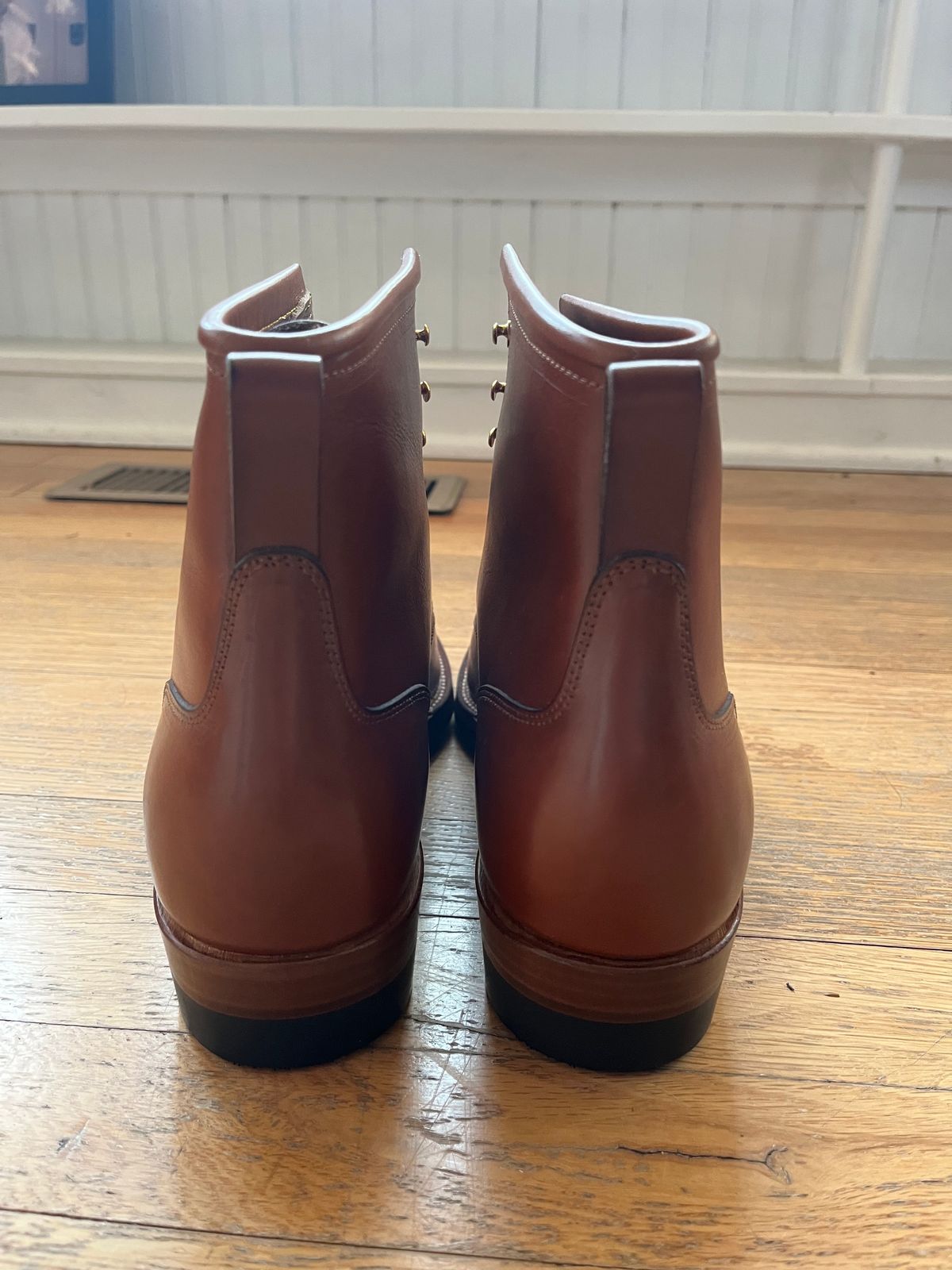 Photo by ld7465 on November 7, 2023 of the Iron Boots The Chosen One in S.B. Foot Teak Featherstone.